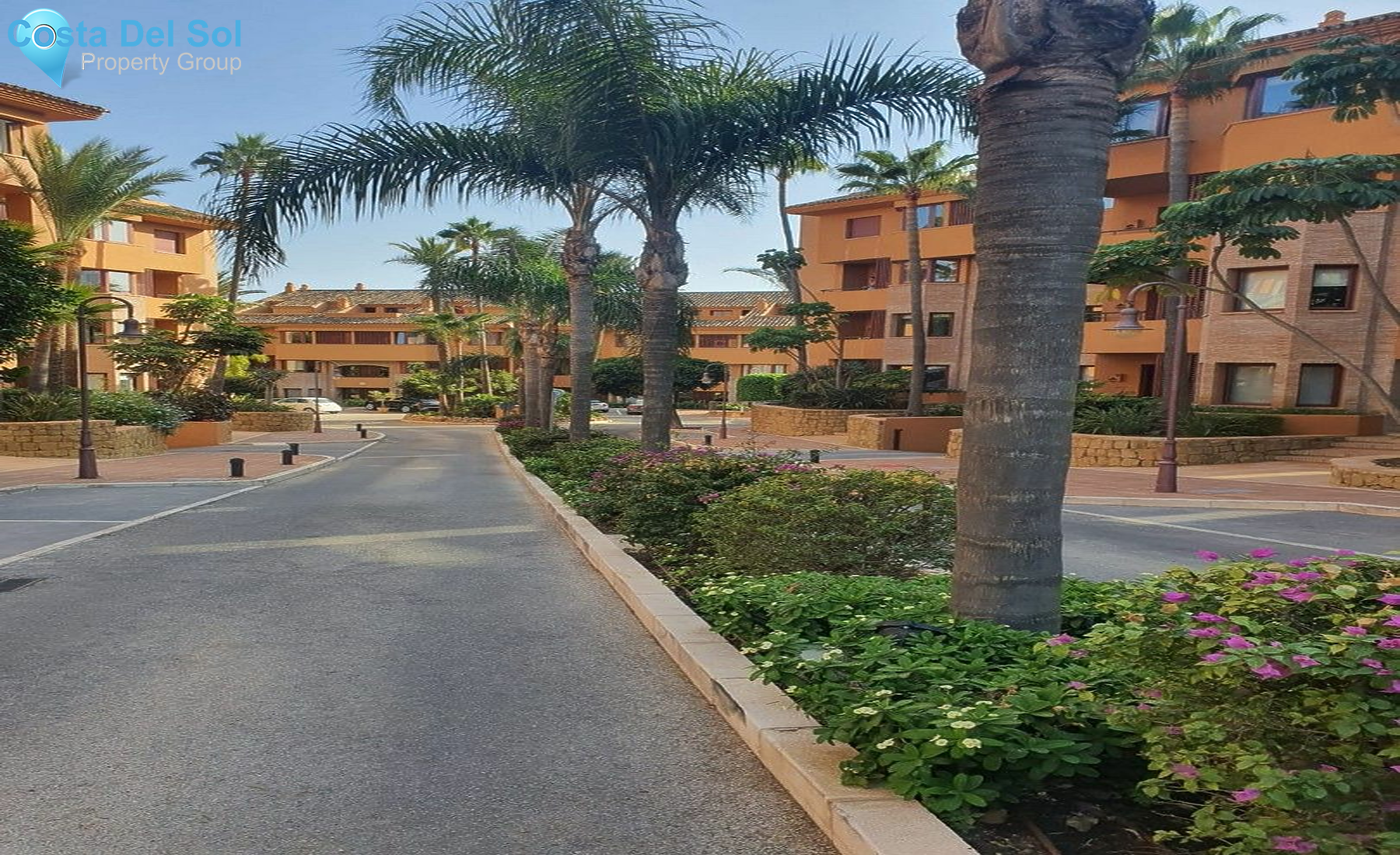 Middle Floor Apartment in Bahía de Marbella-1469097