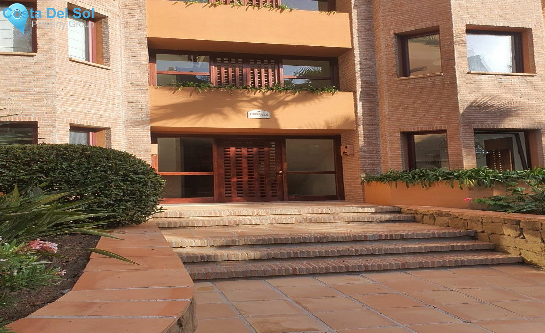 Middle Floor Apartment in Bahía de Marbella-1469098