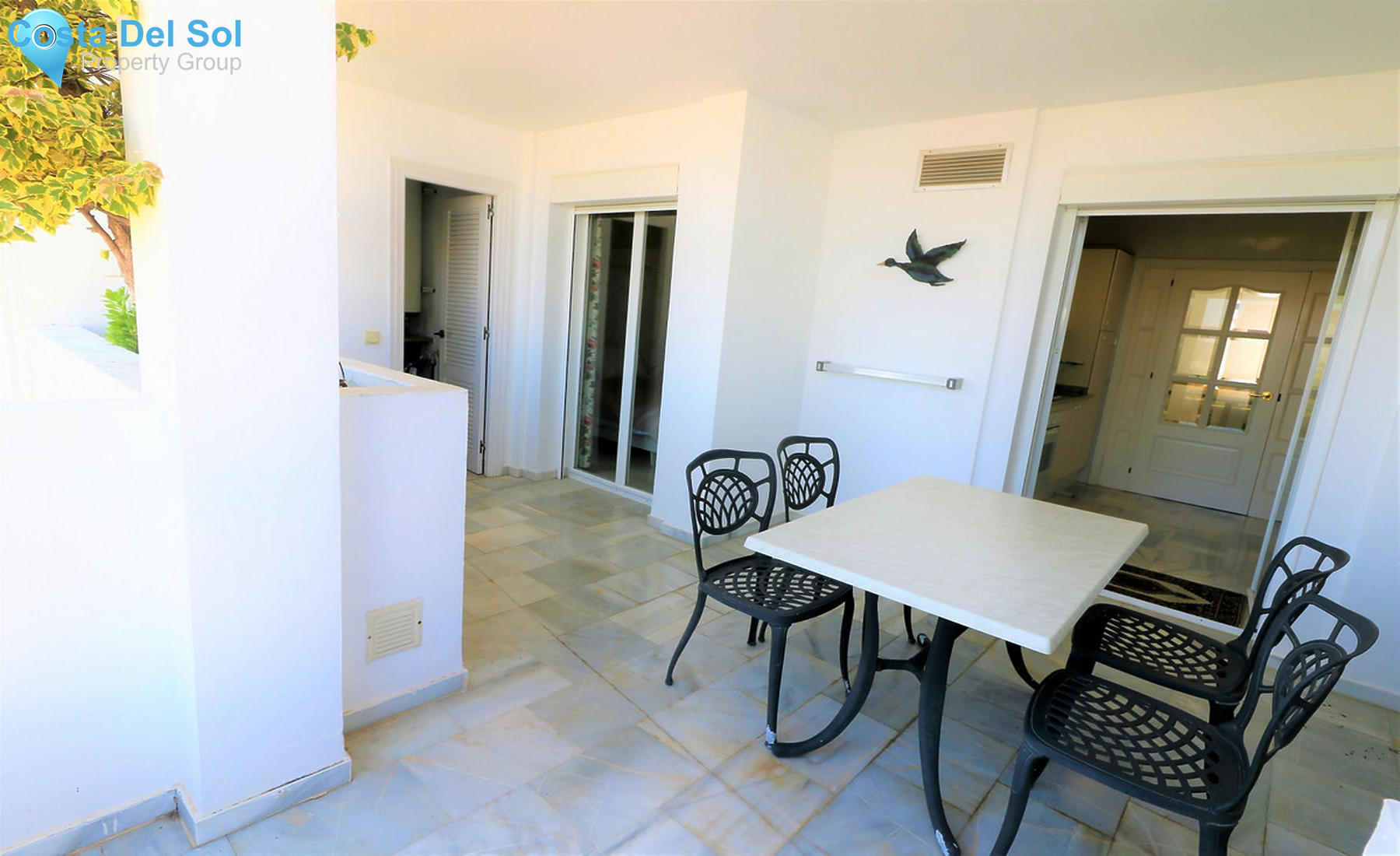 Middle Floor Apartment in Bel Air-721625