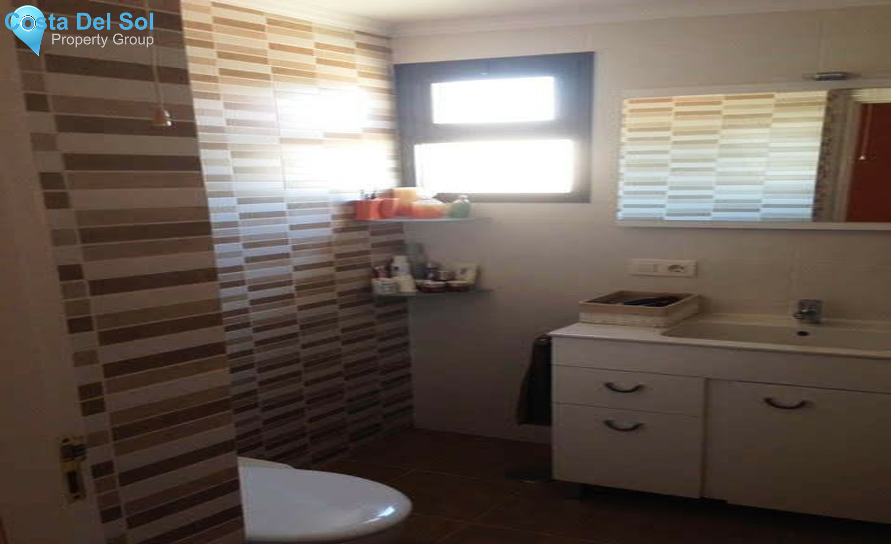 Middle Floor Apartment in Bel Air-1354788