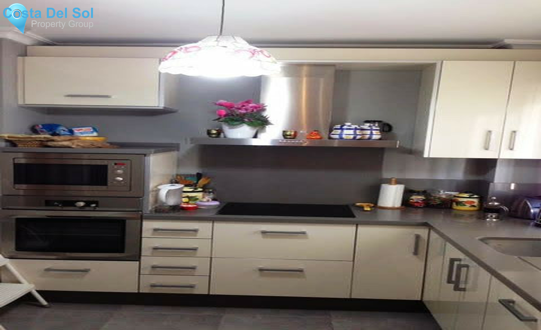 Middle Floor Apartment in Bel Air-1354793