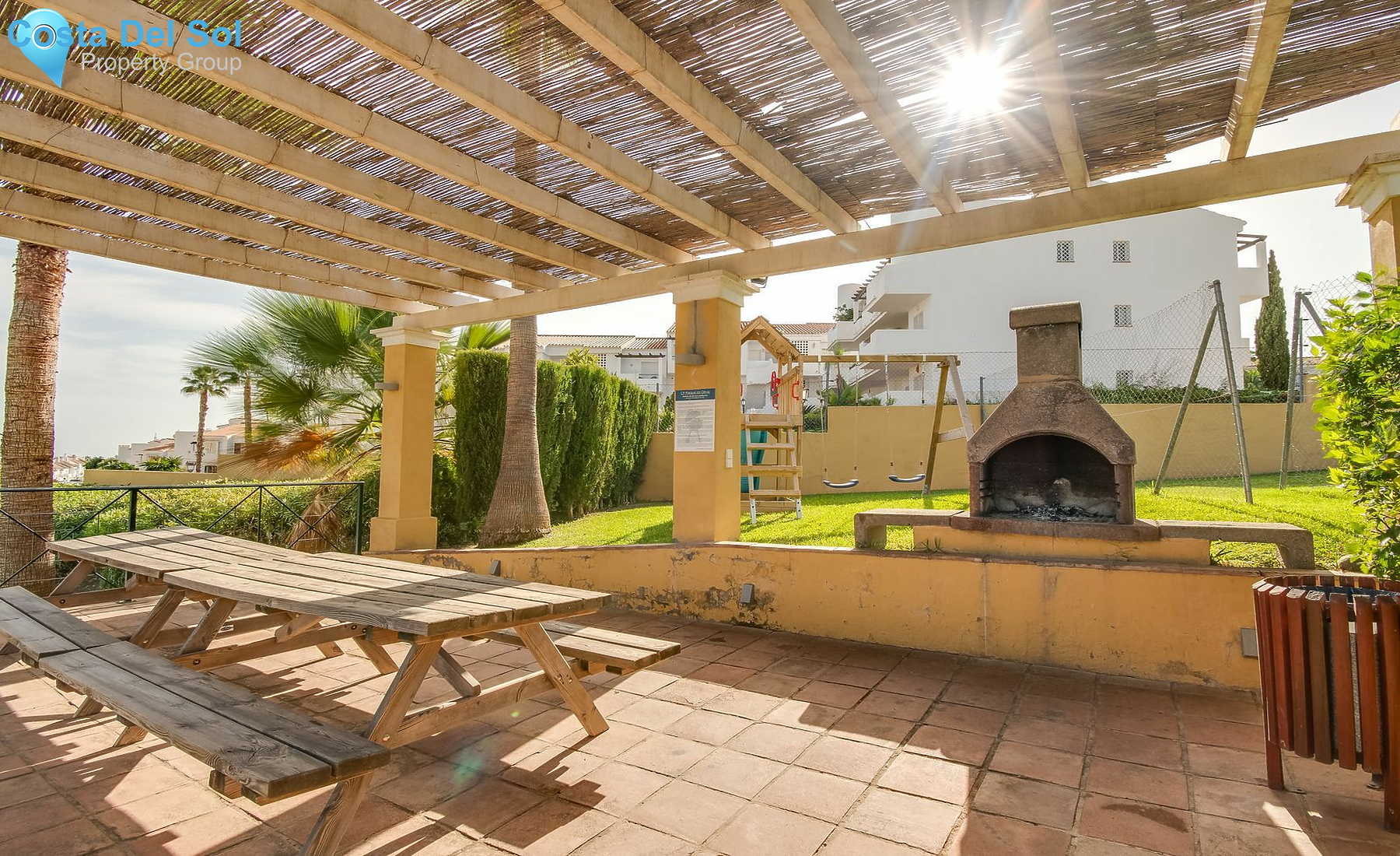 Middle Floor Apartment in Bel Air-1534940