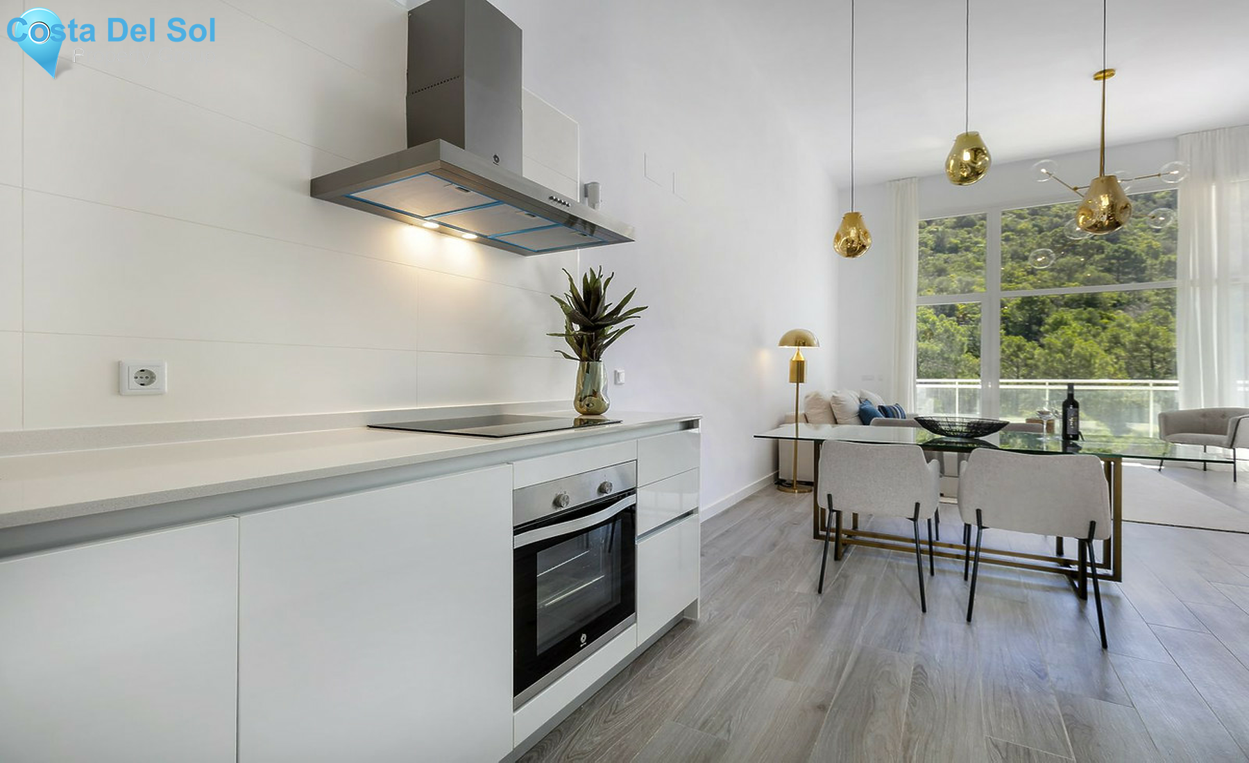 Middle Floor Apartment in Benahavís-1240378