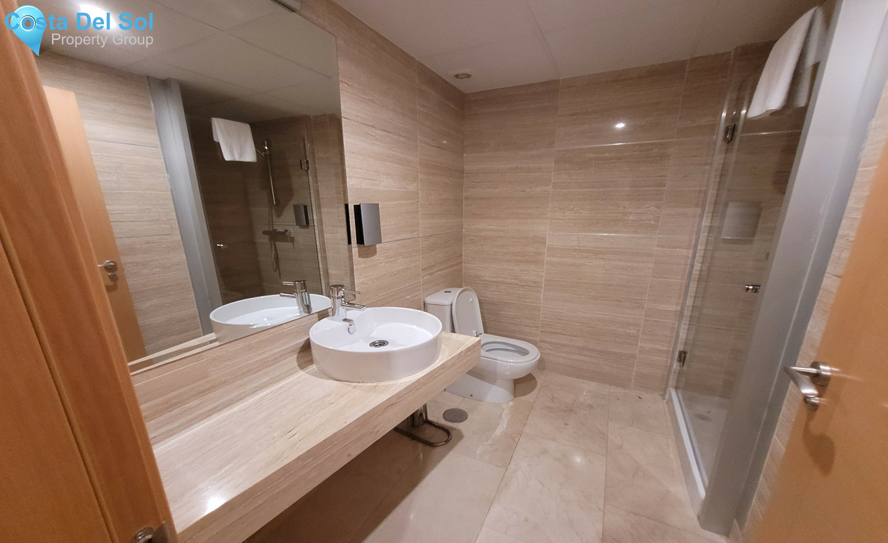 Middle Floor Apartment in Benahavís-1241436