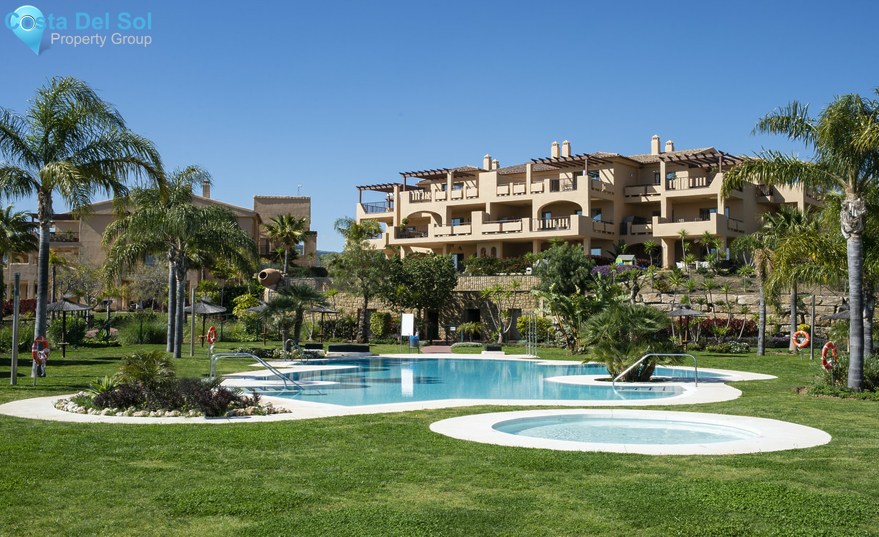 Middle Floor Apartment in Benahavís-1241426