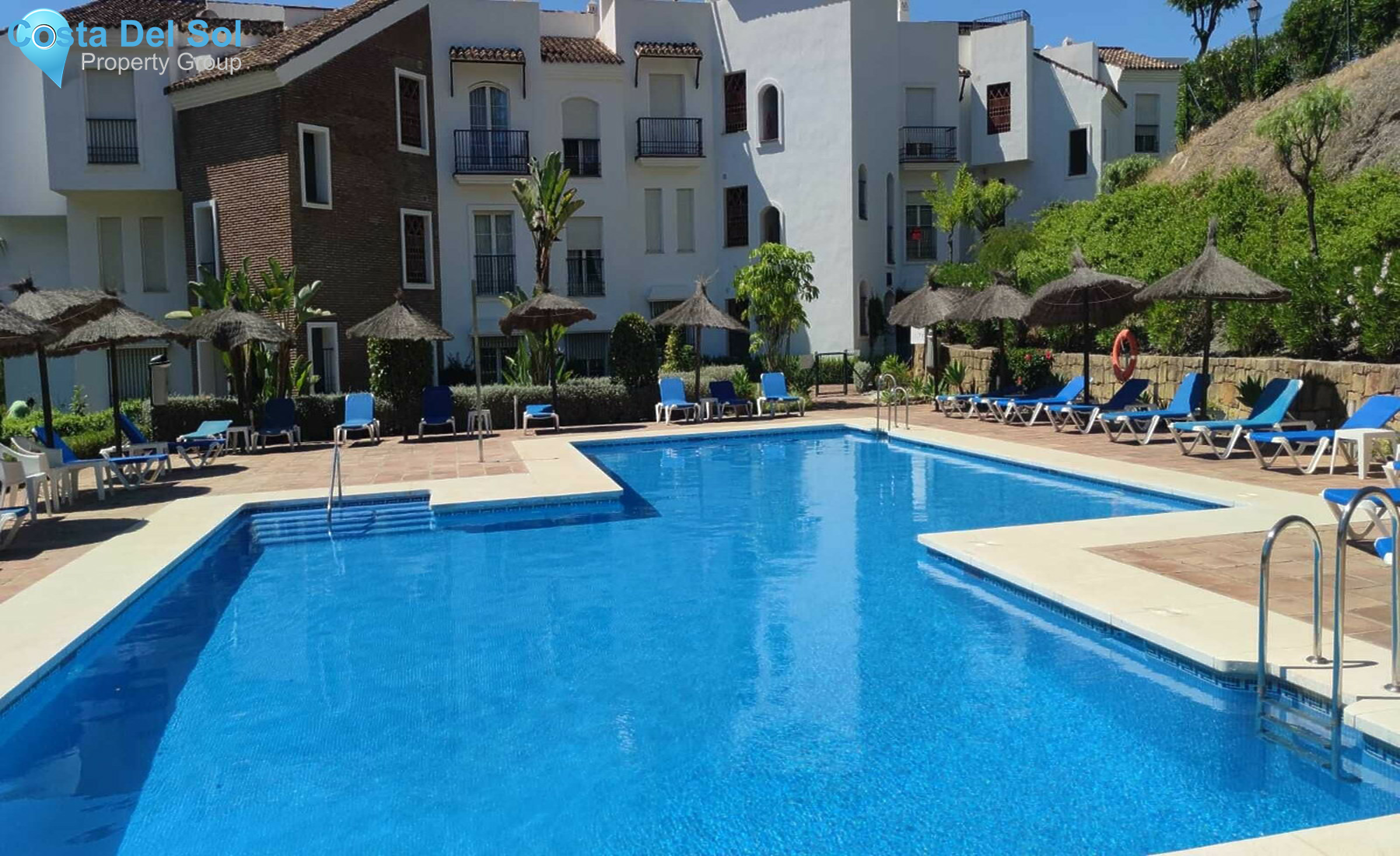 Middle Floor Apartment in Benahavís-1267803