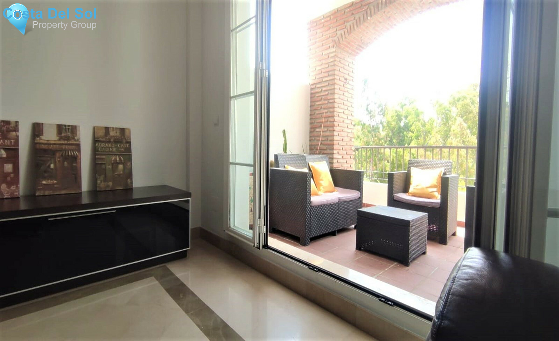 Middle Floor Apartment in Benahavís-1267812