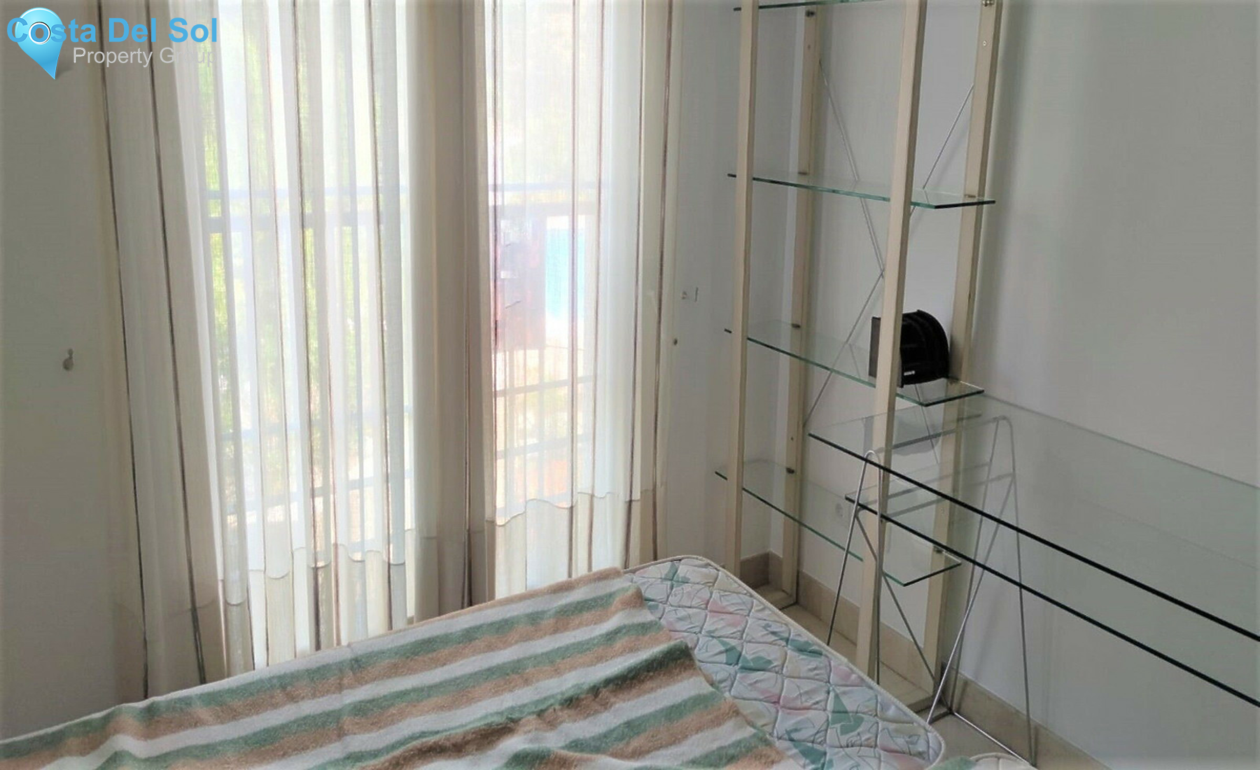 Middle Floor Apartment in Benahavís-1267817
