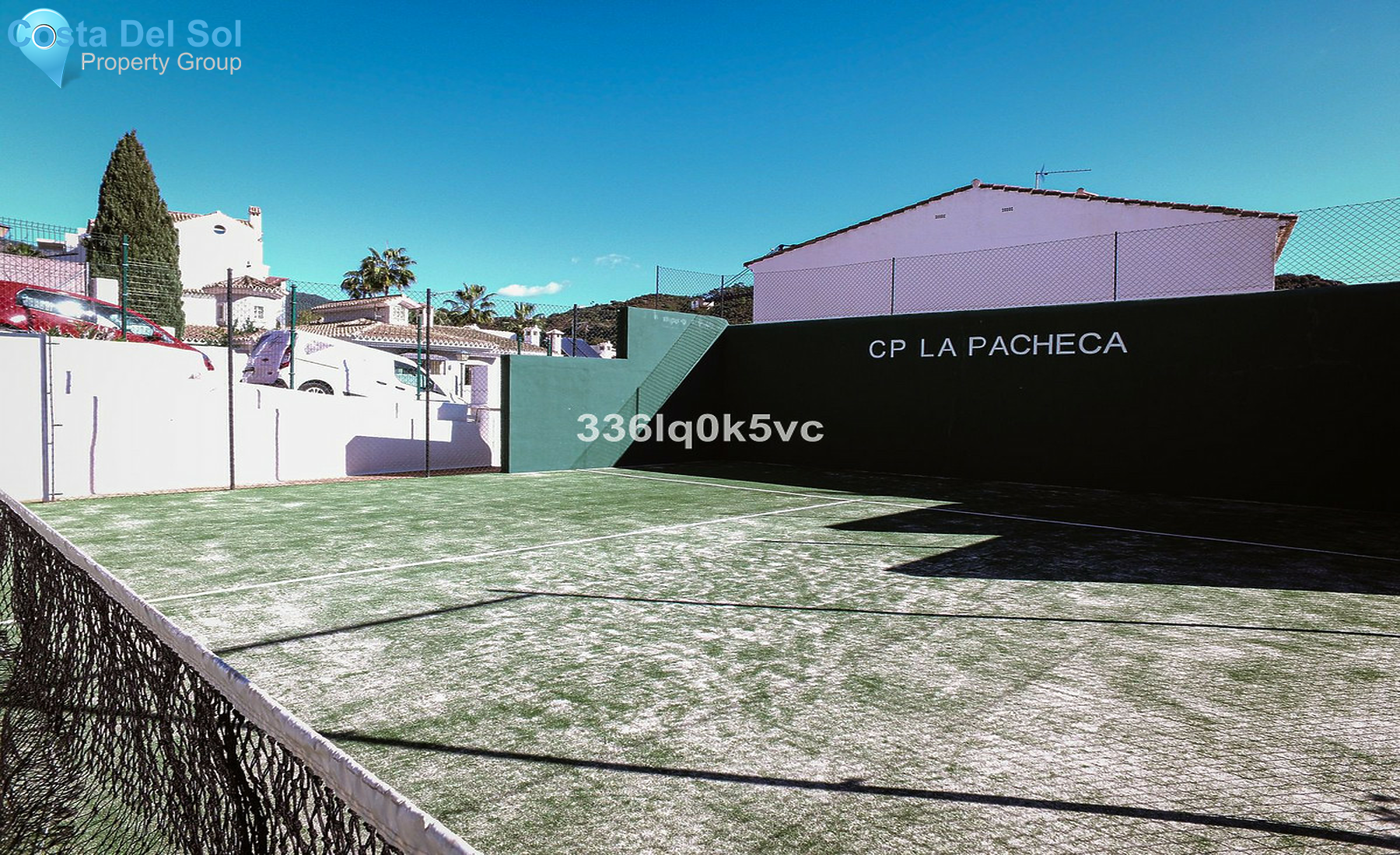 Middle Floor Apartment in Benahavís-1283988