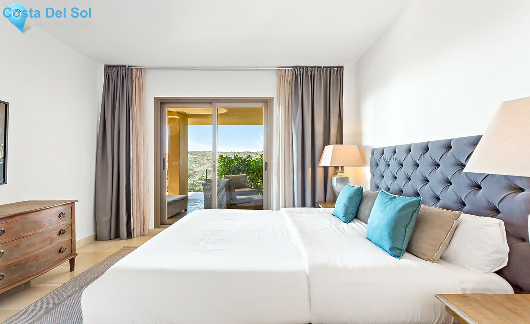 Ground Floor Apartment in Benahavís-1302381