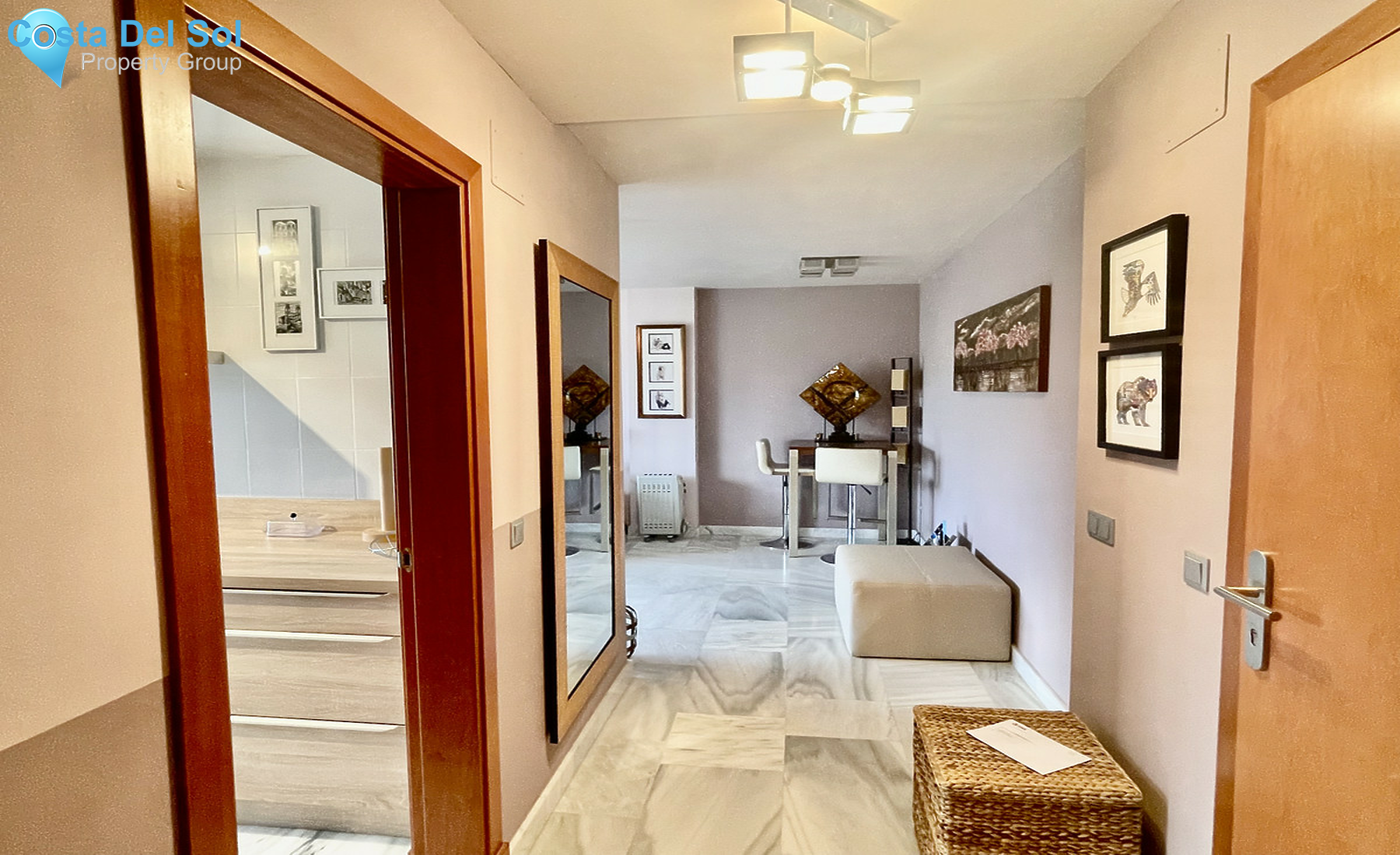 Middle Floor Apartment in Benahavís-1307752