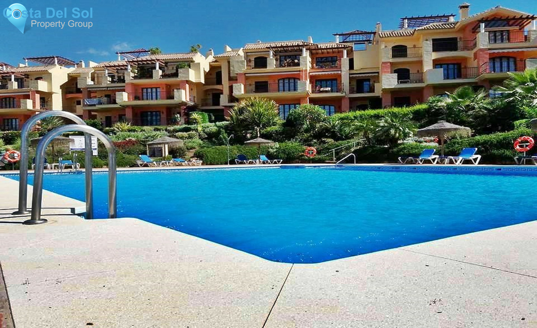Middle Floor Apartment in Benahavís-1310377