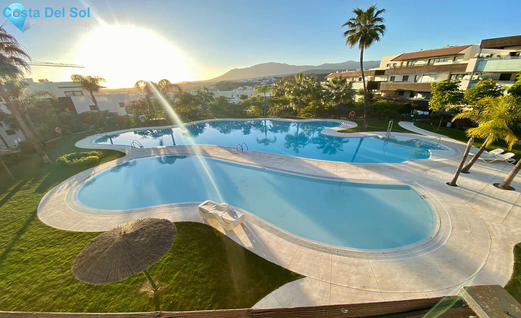 Middle Floor Apartment in Benahavís-1310984