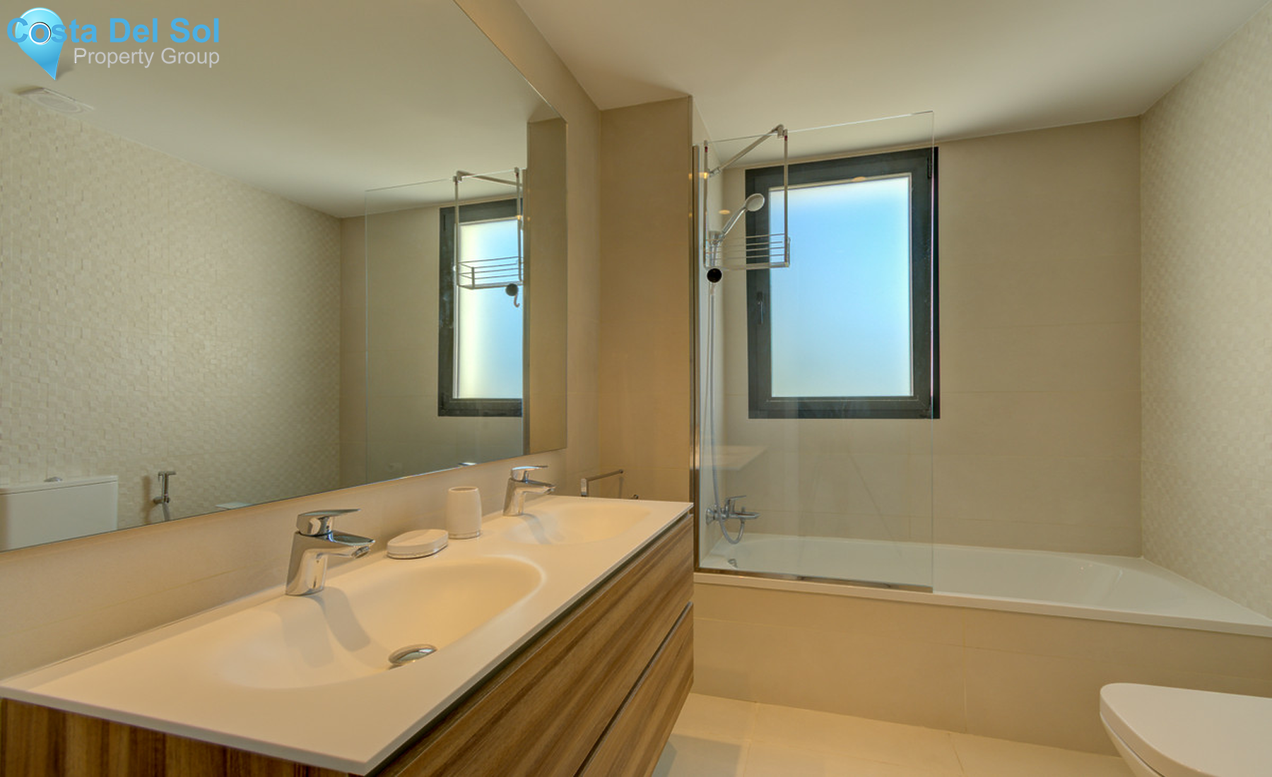 Middle Floor Apartment in Benahavís-1318963