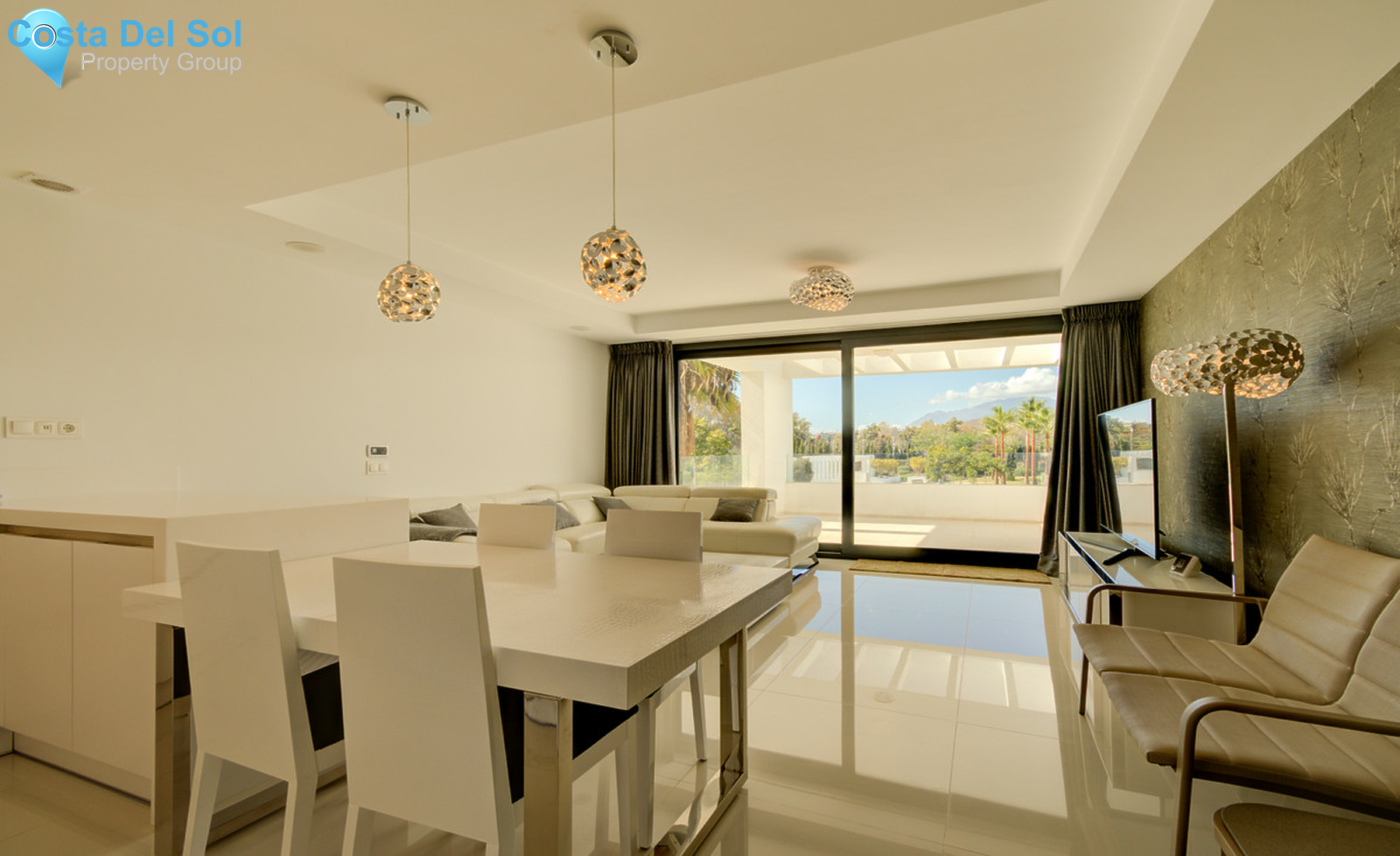 Middle Floor Apartment in Benahavís-1318968