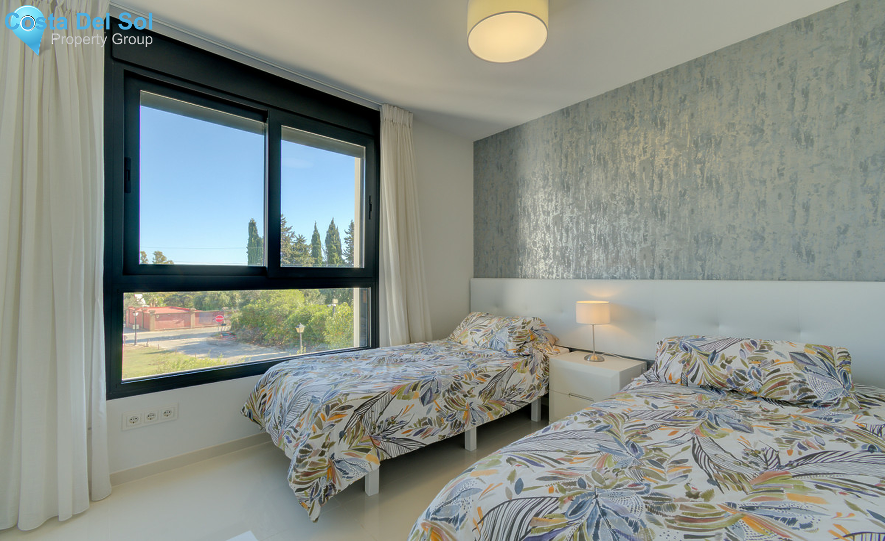 Middle Floor Apartment in Benahavís-1318960