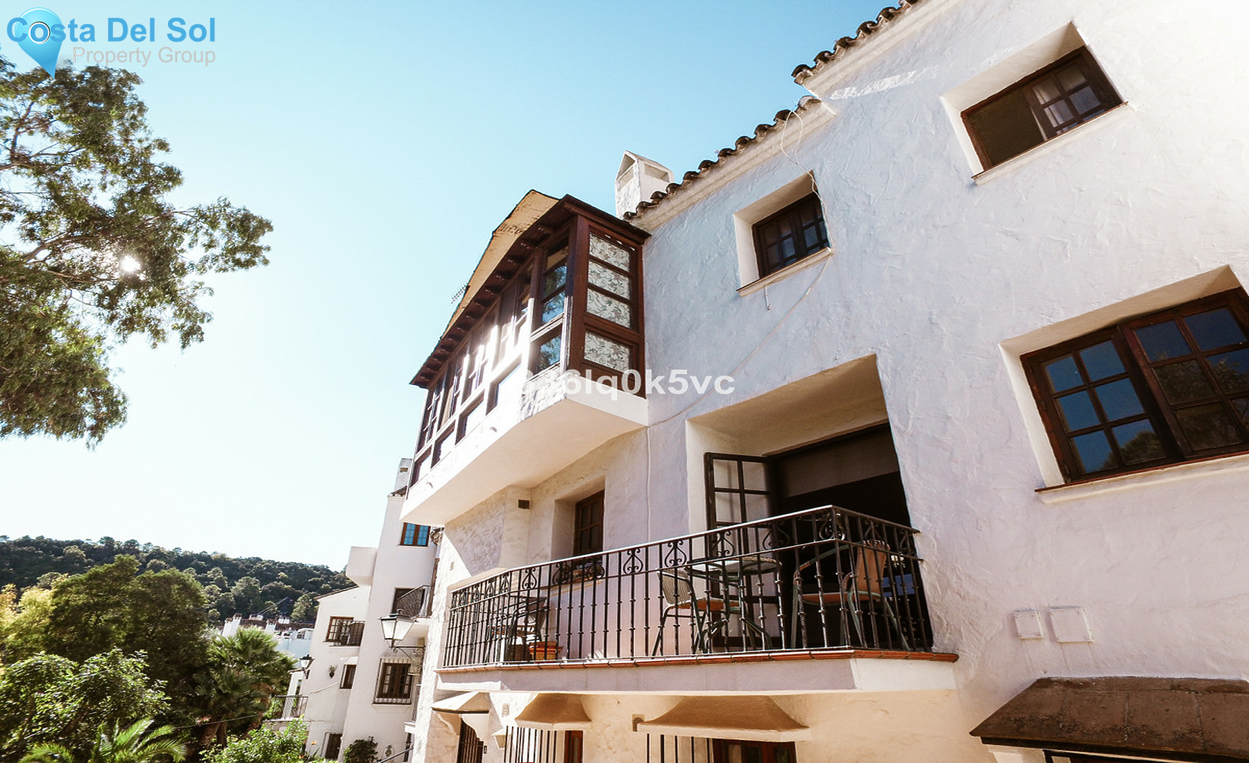 Middle Floor Apartment in Benahavís-1331276