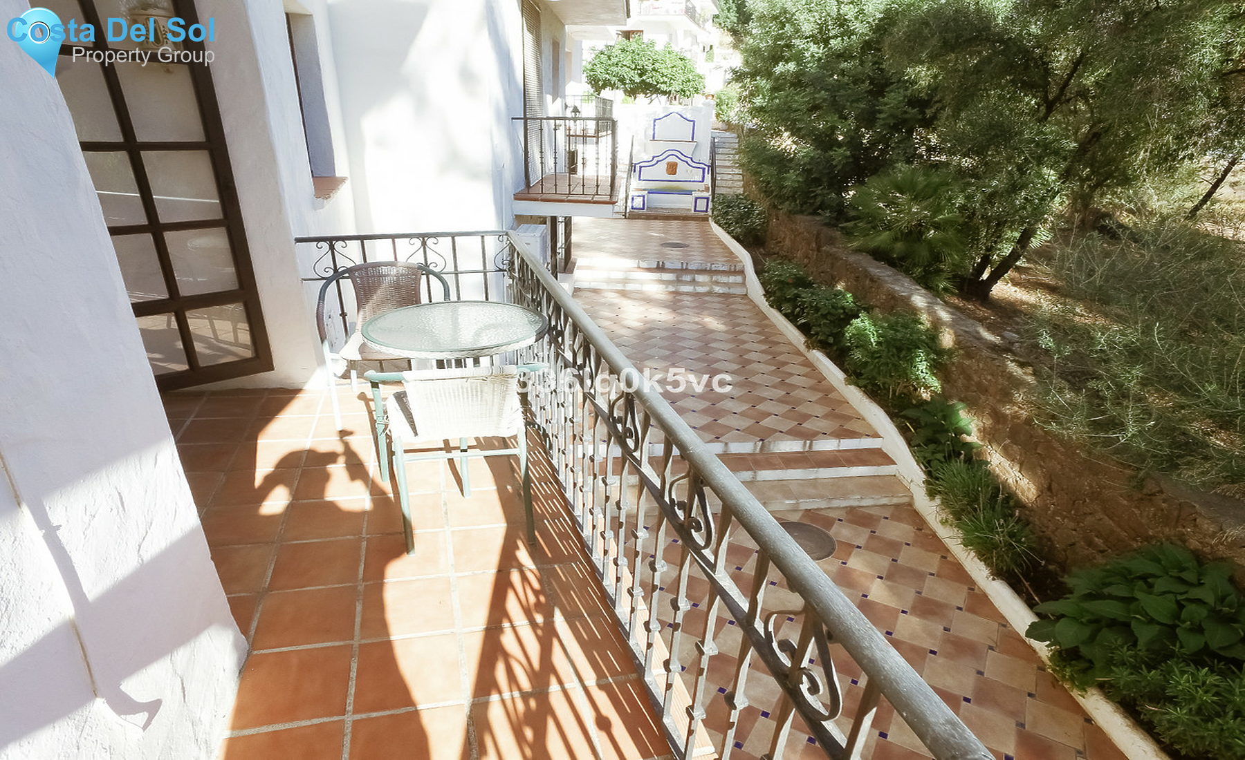 Middle Floor Apartment in Benahavís-1331293