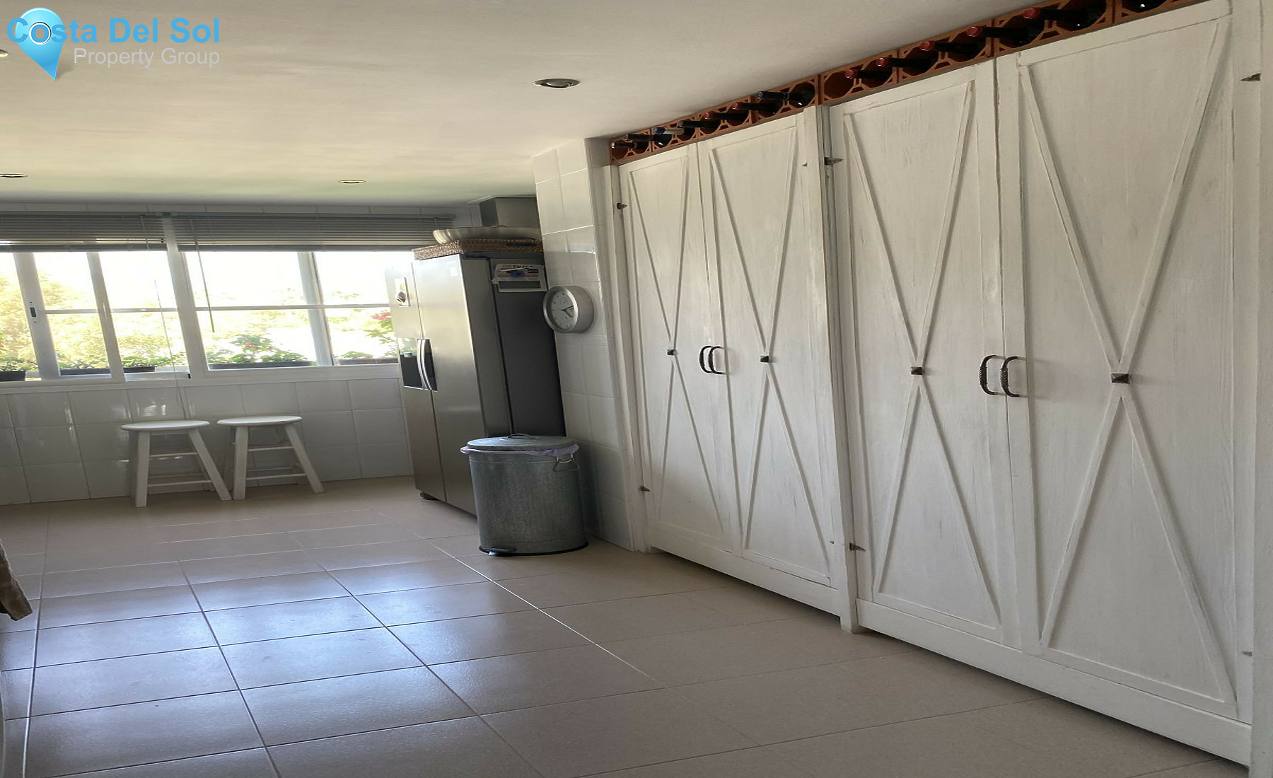 Middle Floor Apartment in Benahavís-1354748