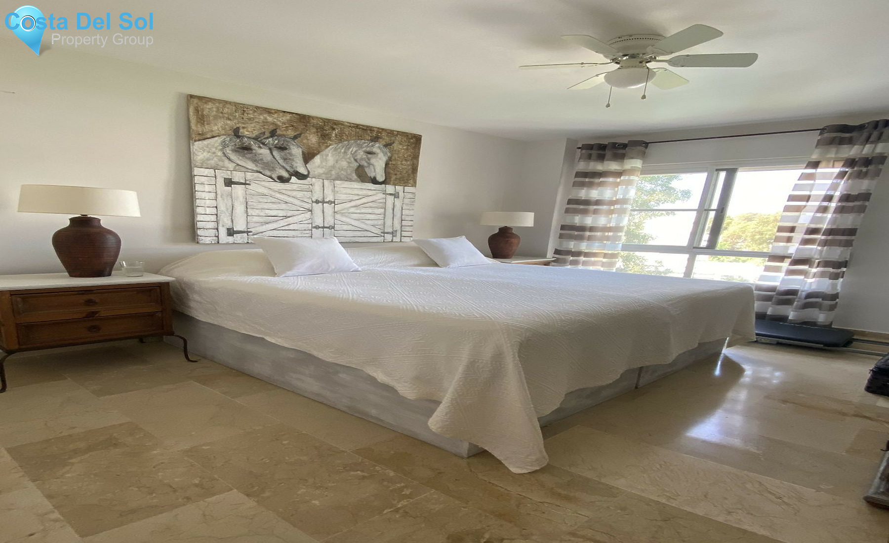 Middle Floor Apartment in Benahavís-1354749