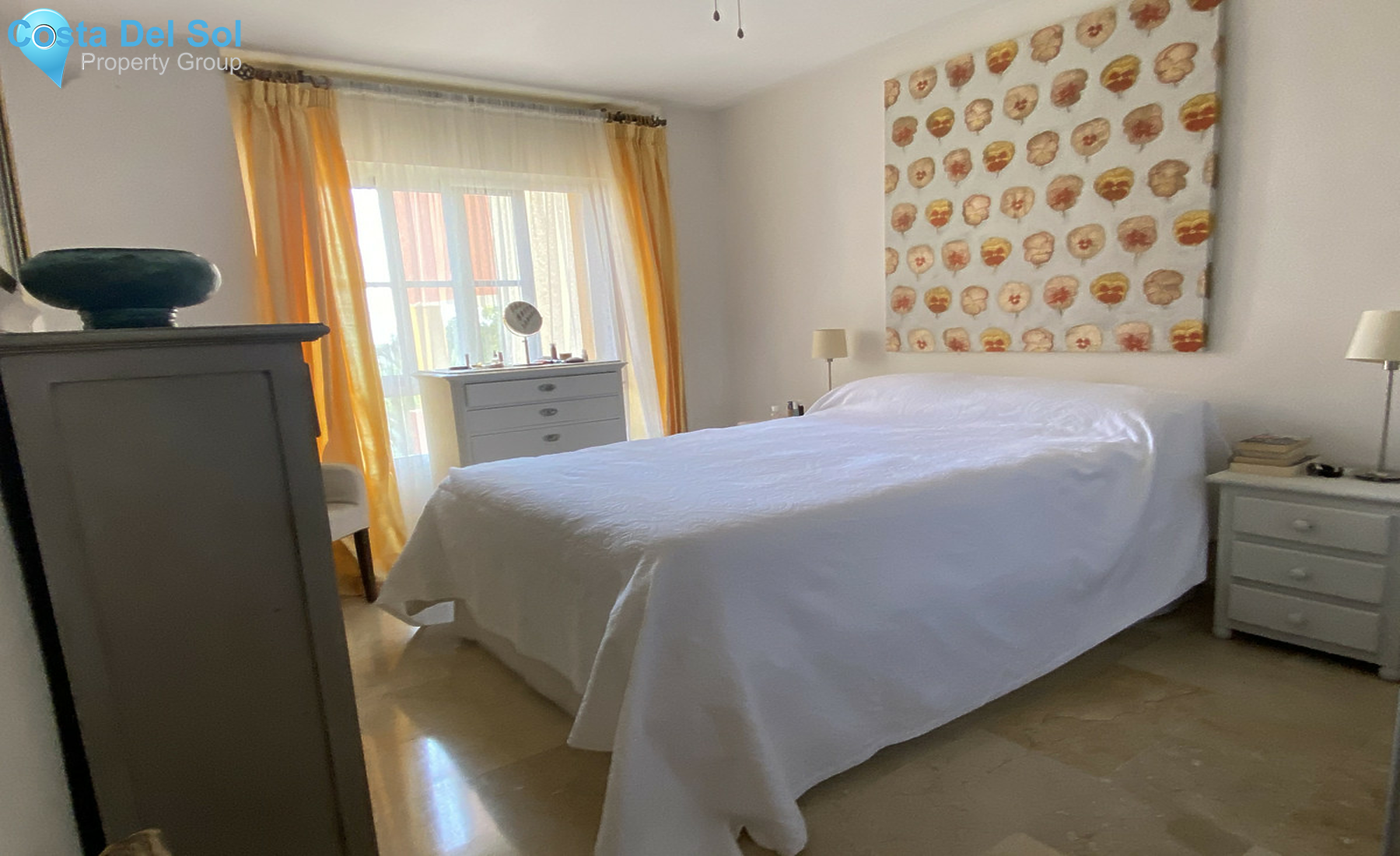 Middle Floor Apartment in Benahavís-1354754