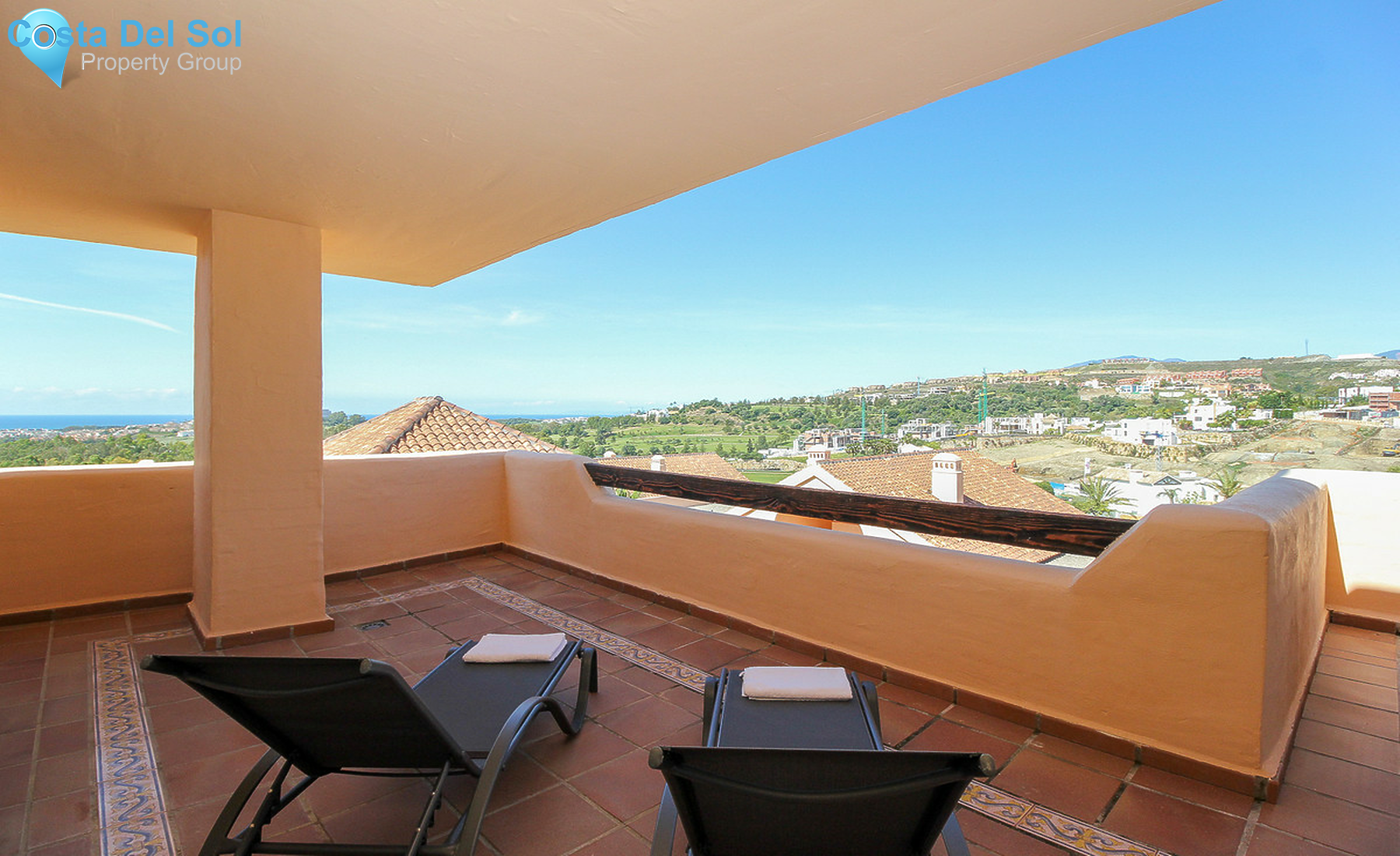 Middle Floor Apartment in Benahavís-1375145