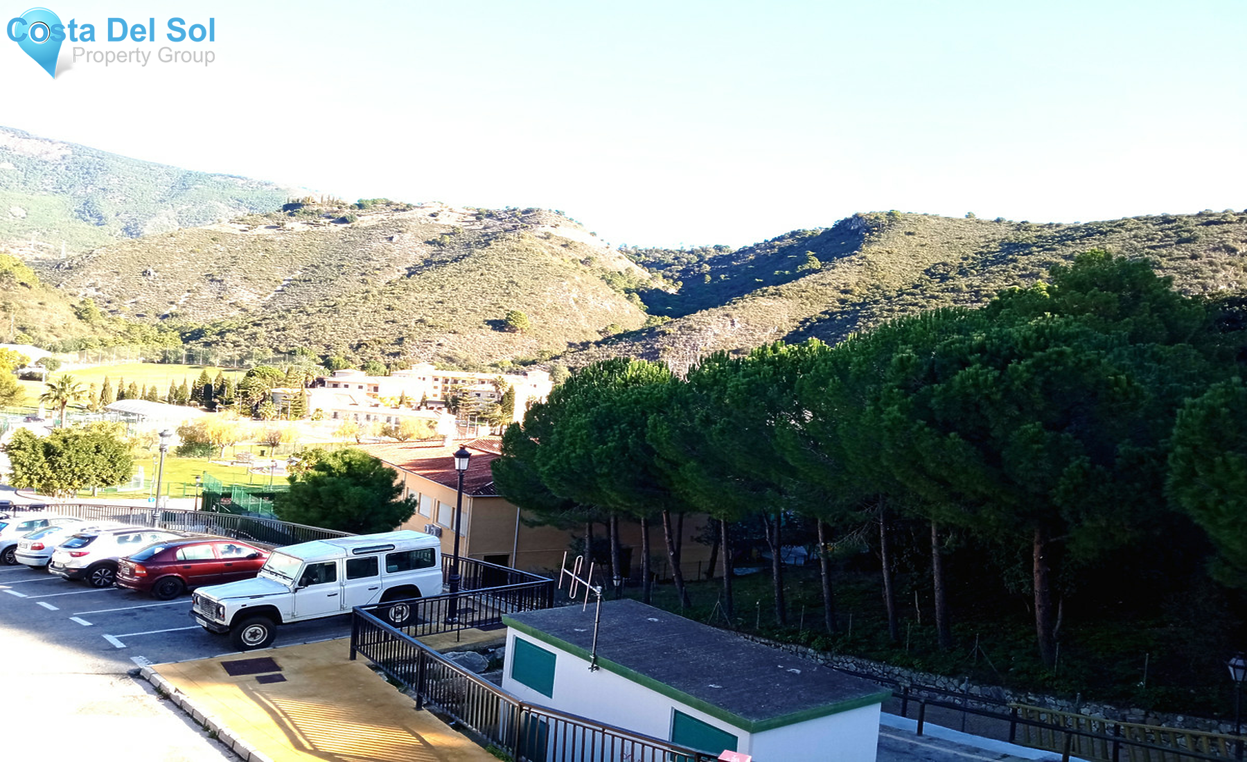 Middle Floor Apartment in Benahavís-1377731