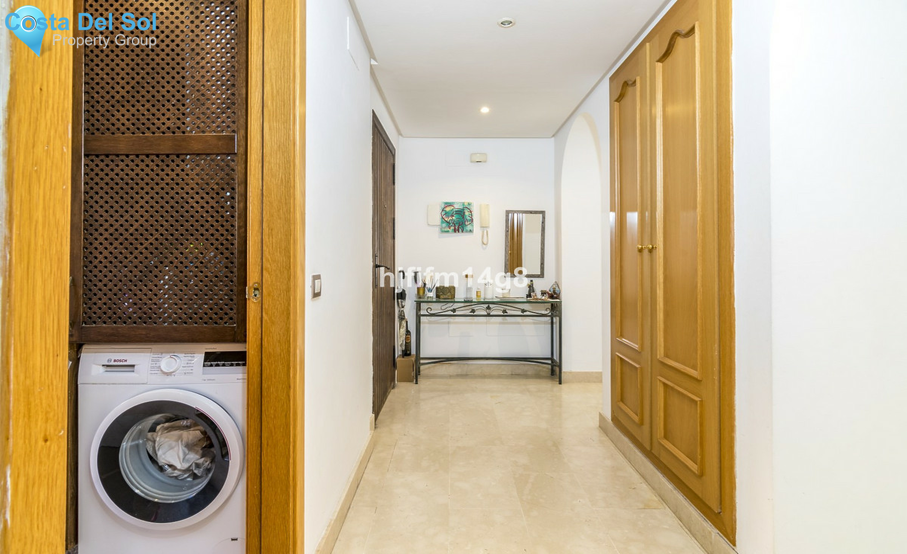 Middle Floor Apartment in Benahavís-1455169