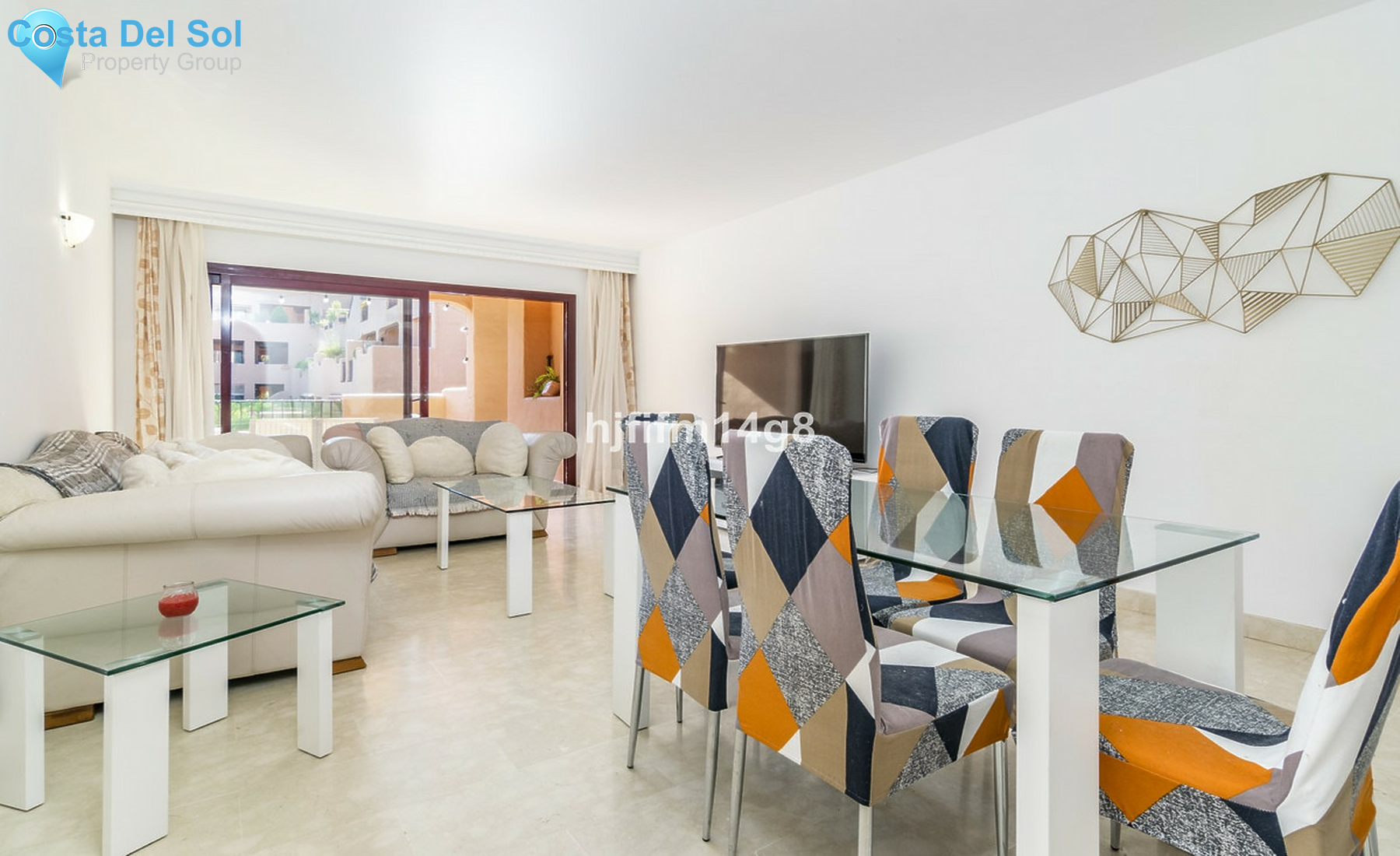 Middle Floor Apartment in Benahavís-1455164