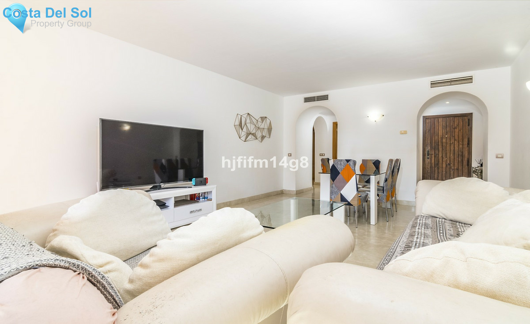Middle Floor Apartment in Benahavís-1455165