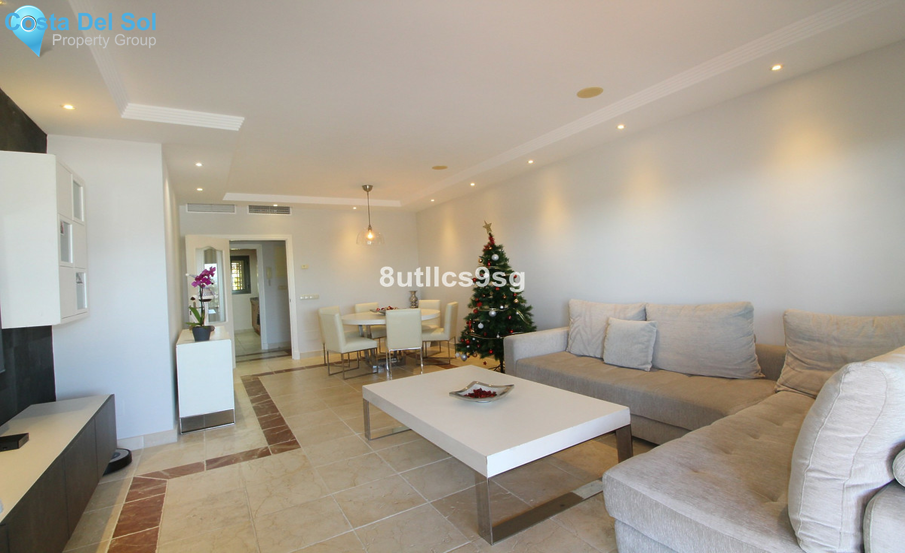 Middle Floor Apartment in Benahavís-1463580