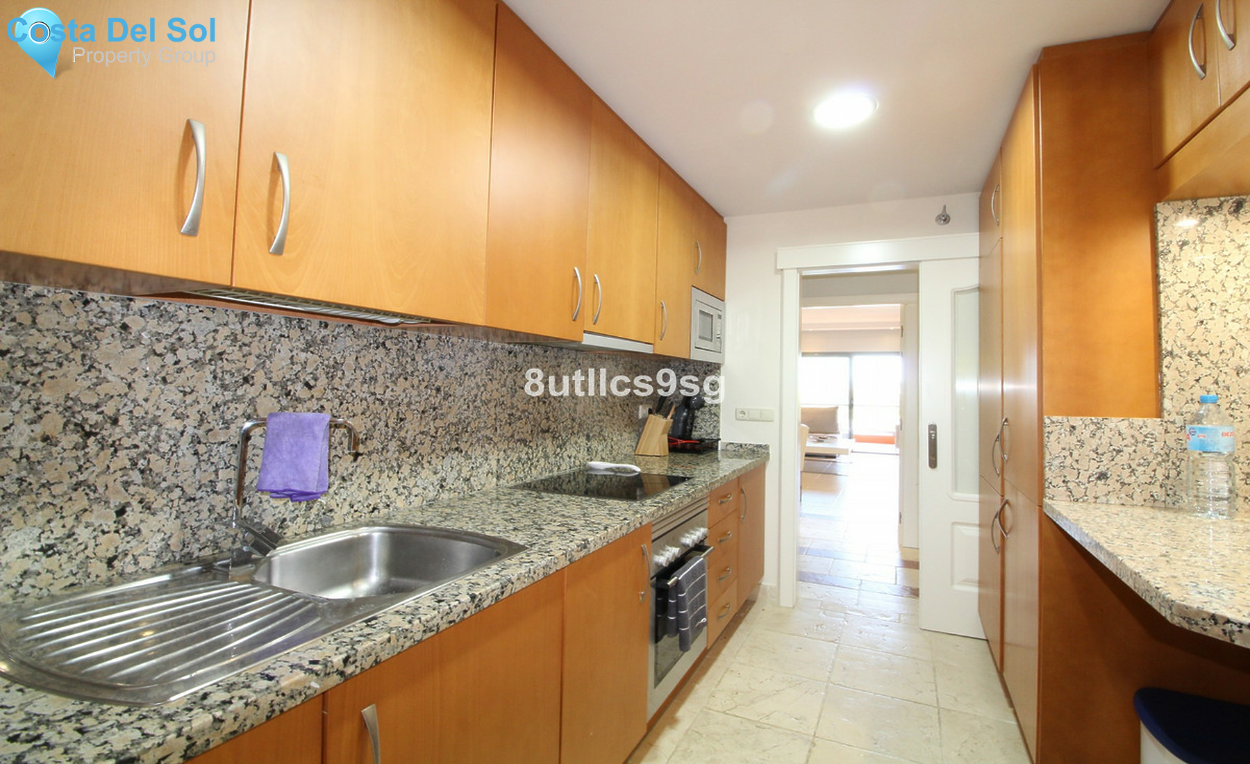 Middle Floor Apartment in Benahavís-1463584