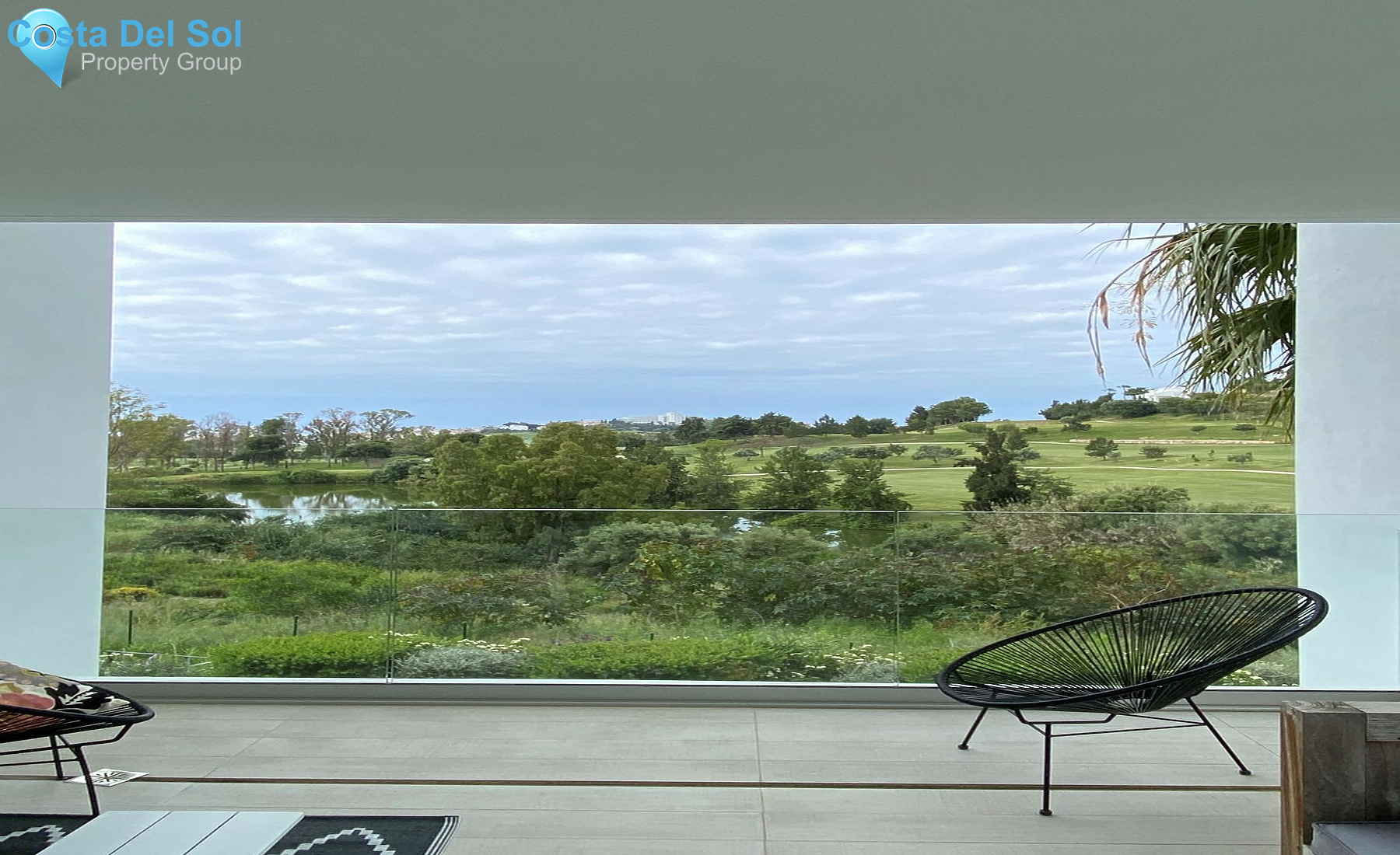 Middle Floor Apartment in Benahavís-1508489