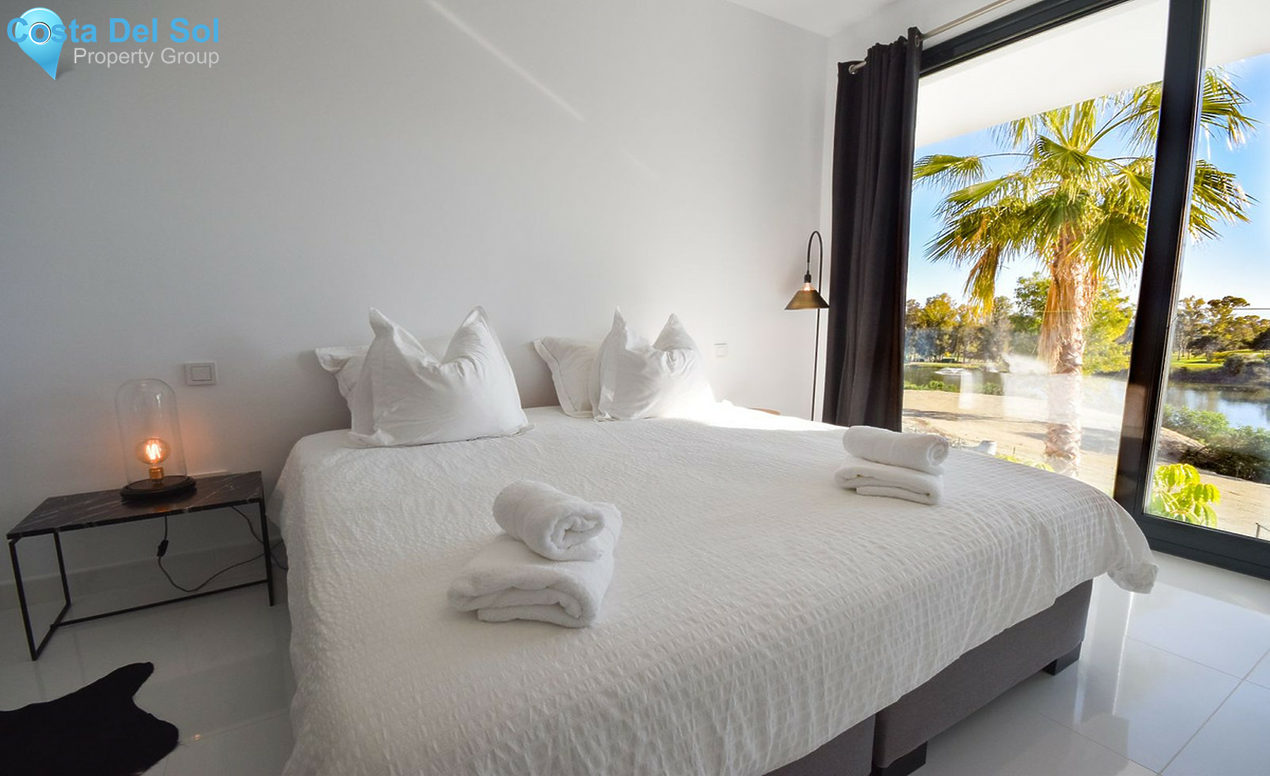 Middle Floor Apartment in Benahavís-1508480