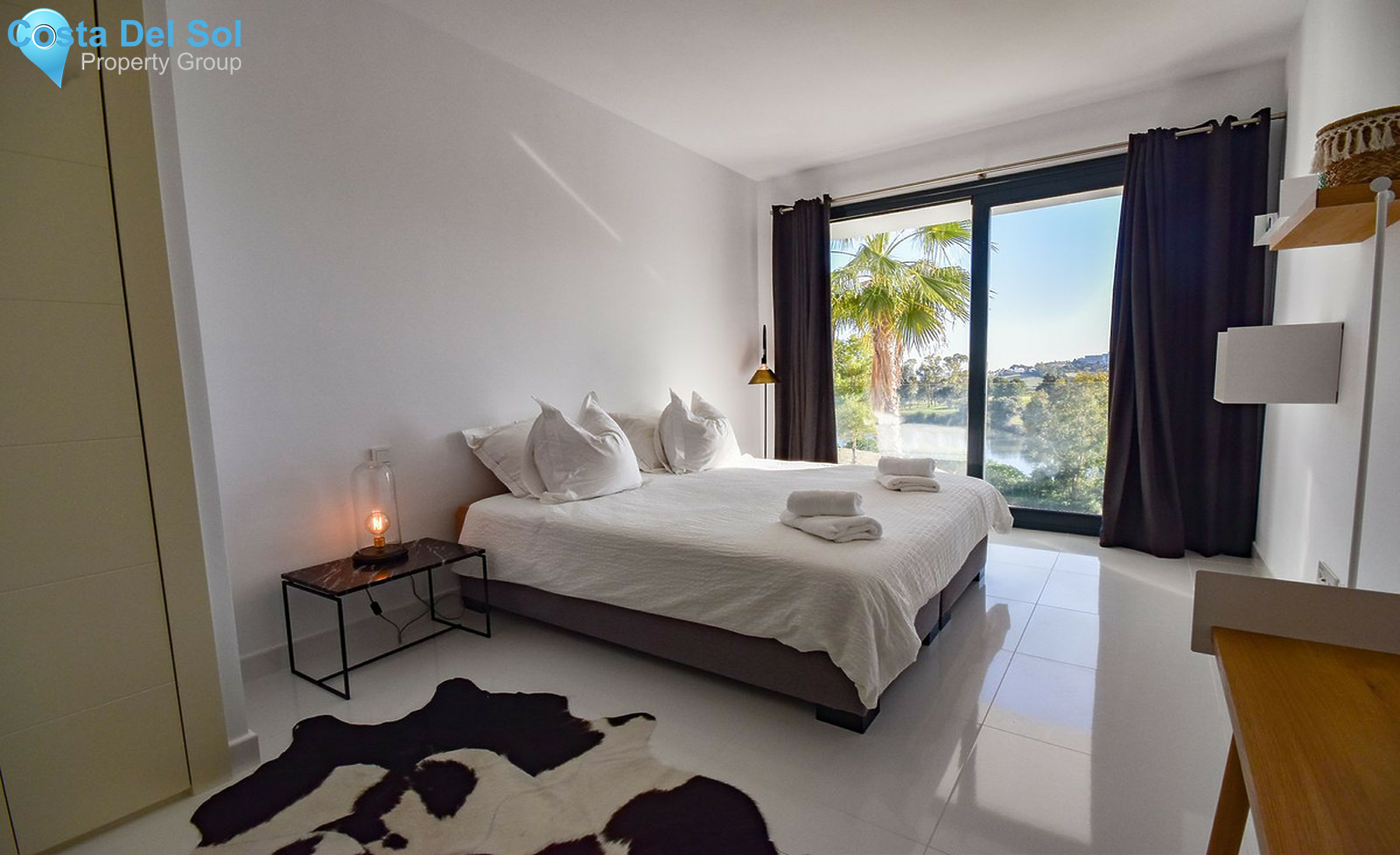 Middle Floor Apartment in Benahavís-1508482
