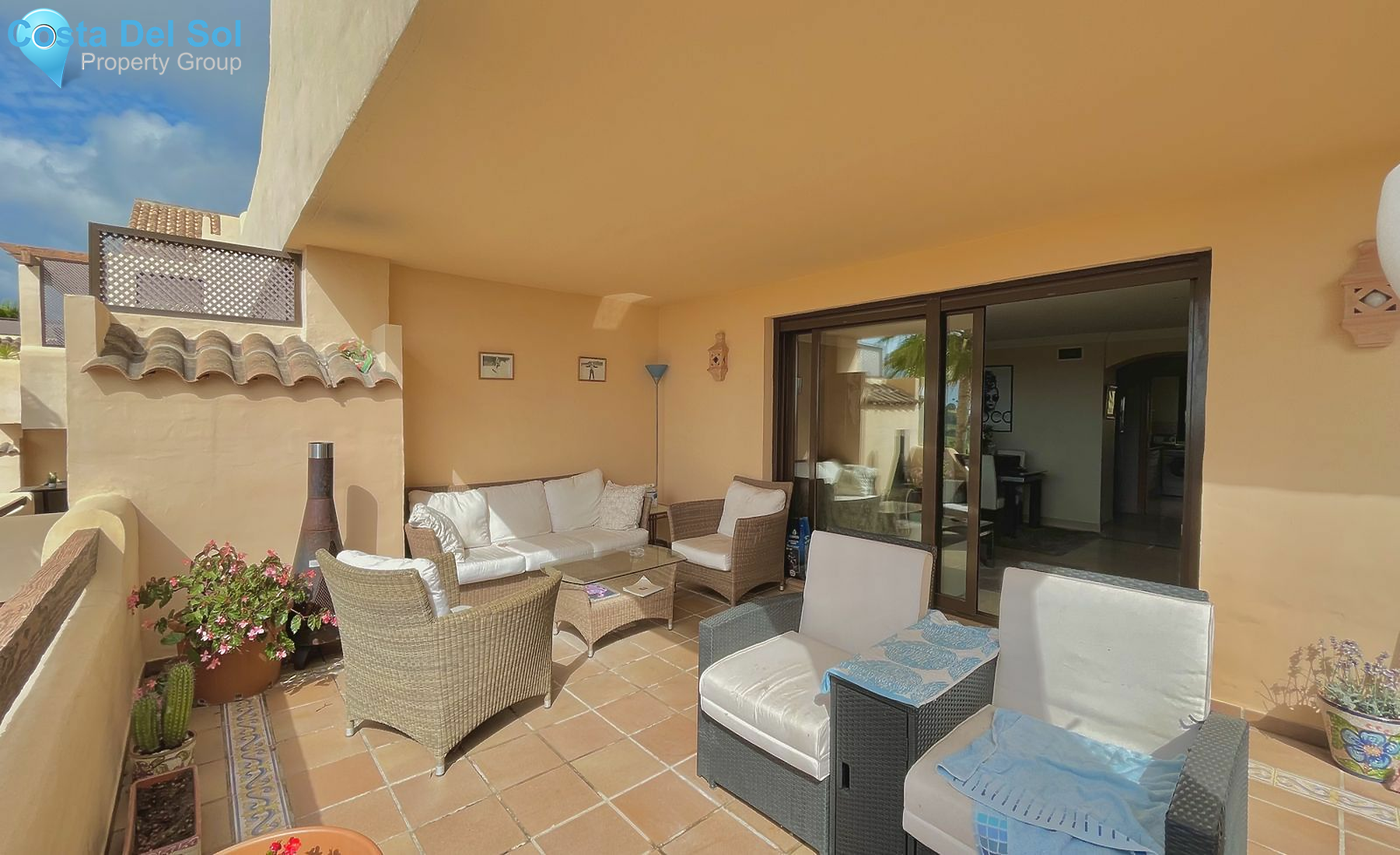 Middle Floor Apartment in Benahavís-1149903