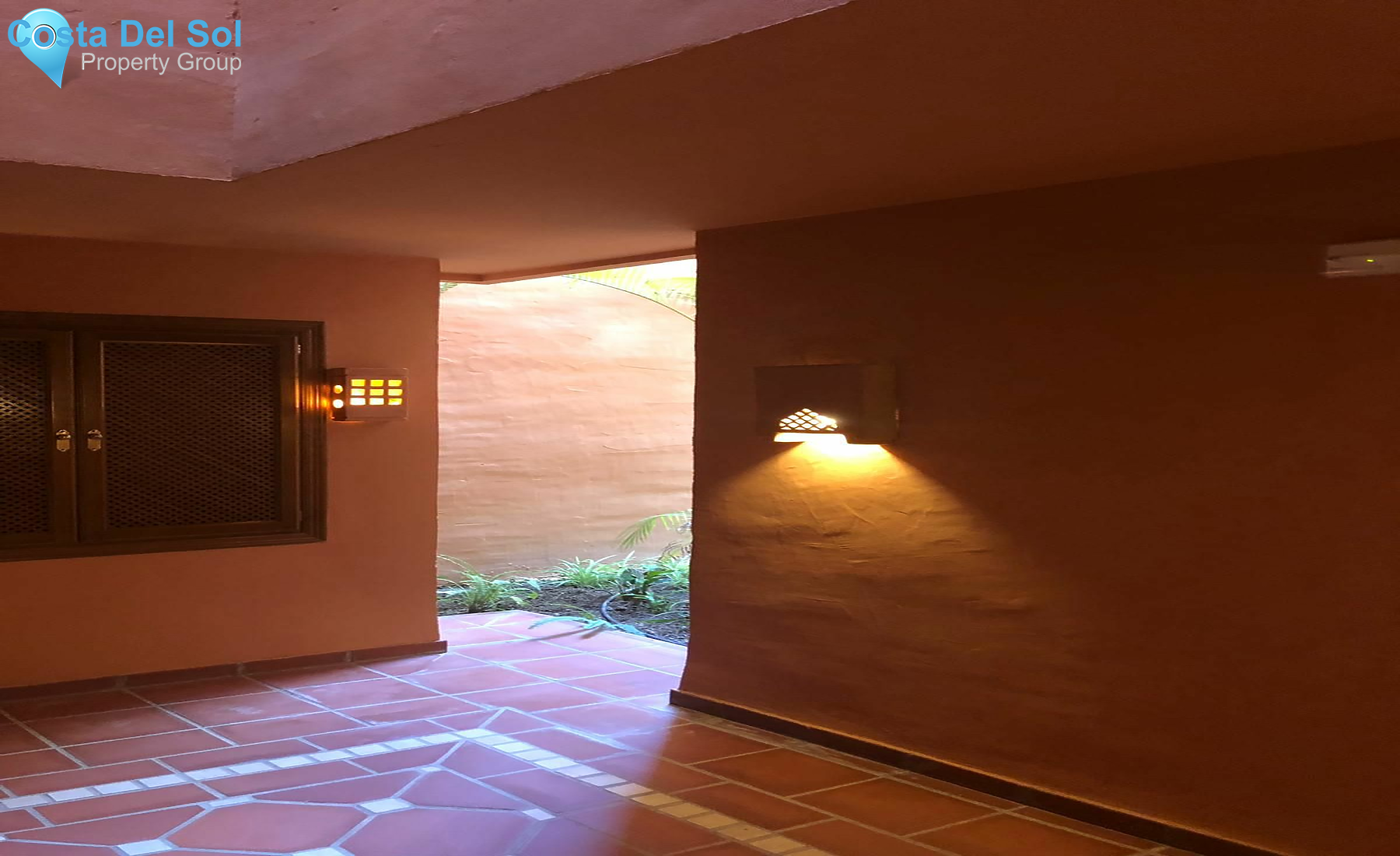 Middle Floor Apartment in Benahavís-1154448