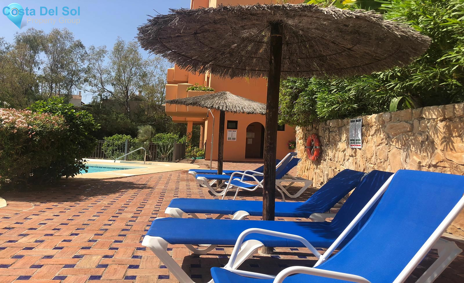 Middle Floor Apartment in Benahavís-1154433