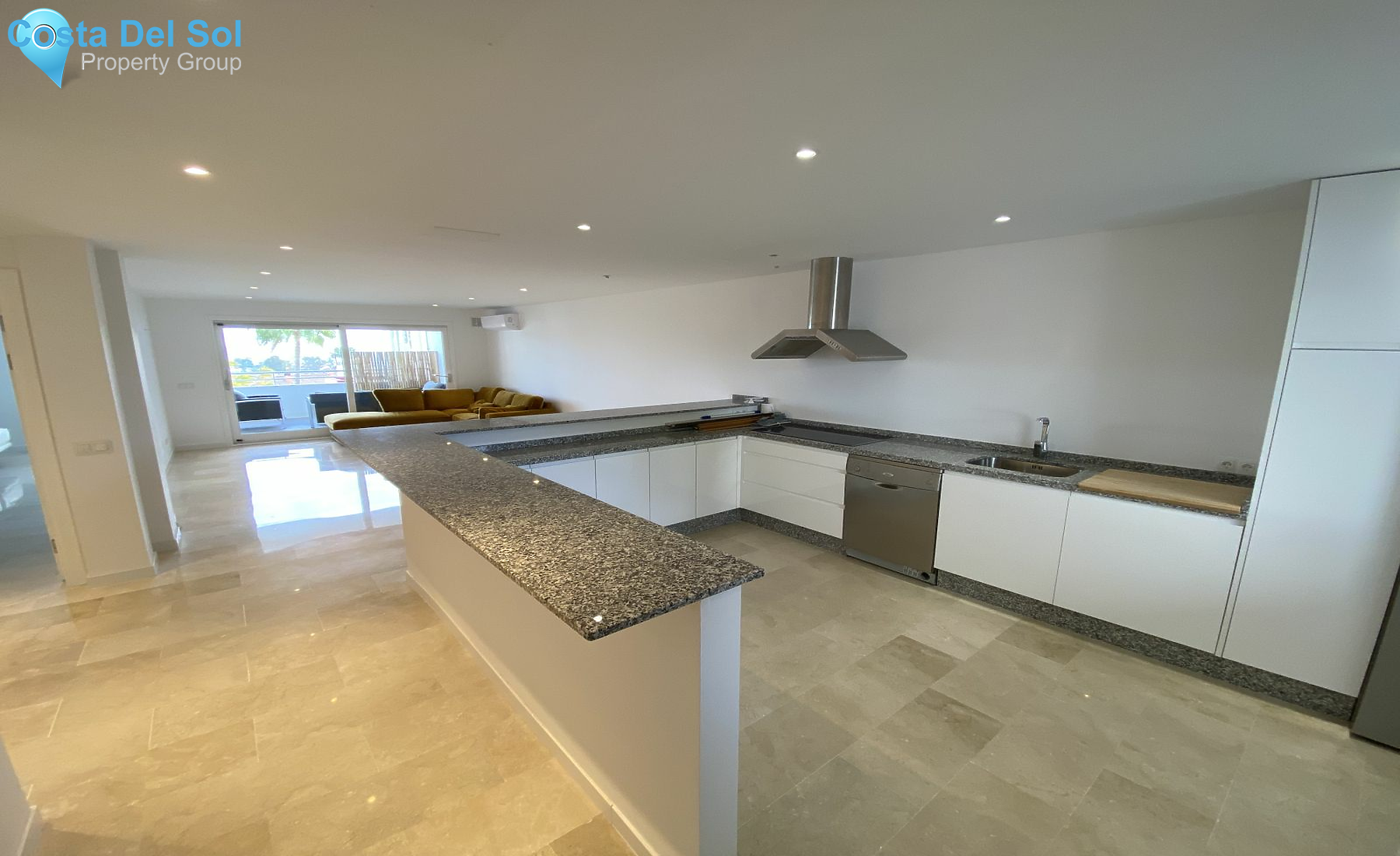 Middle Floor Apartment in Benahavís-1163435