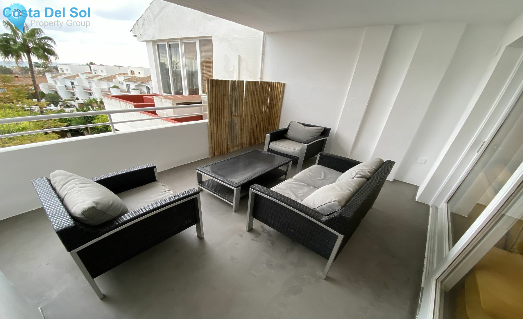 Middle Floor Apartment in Benahavís-1163449