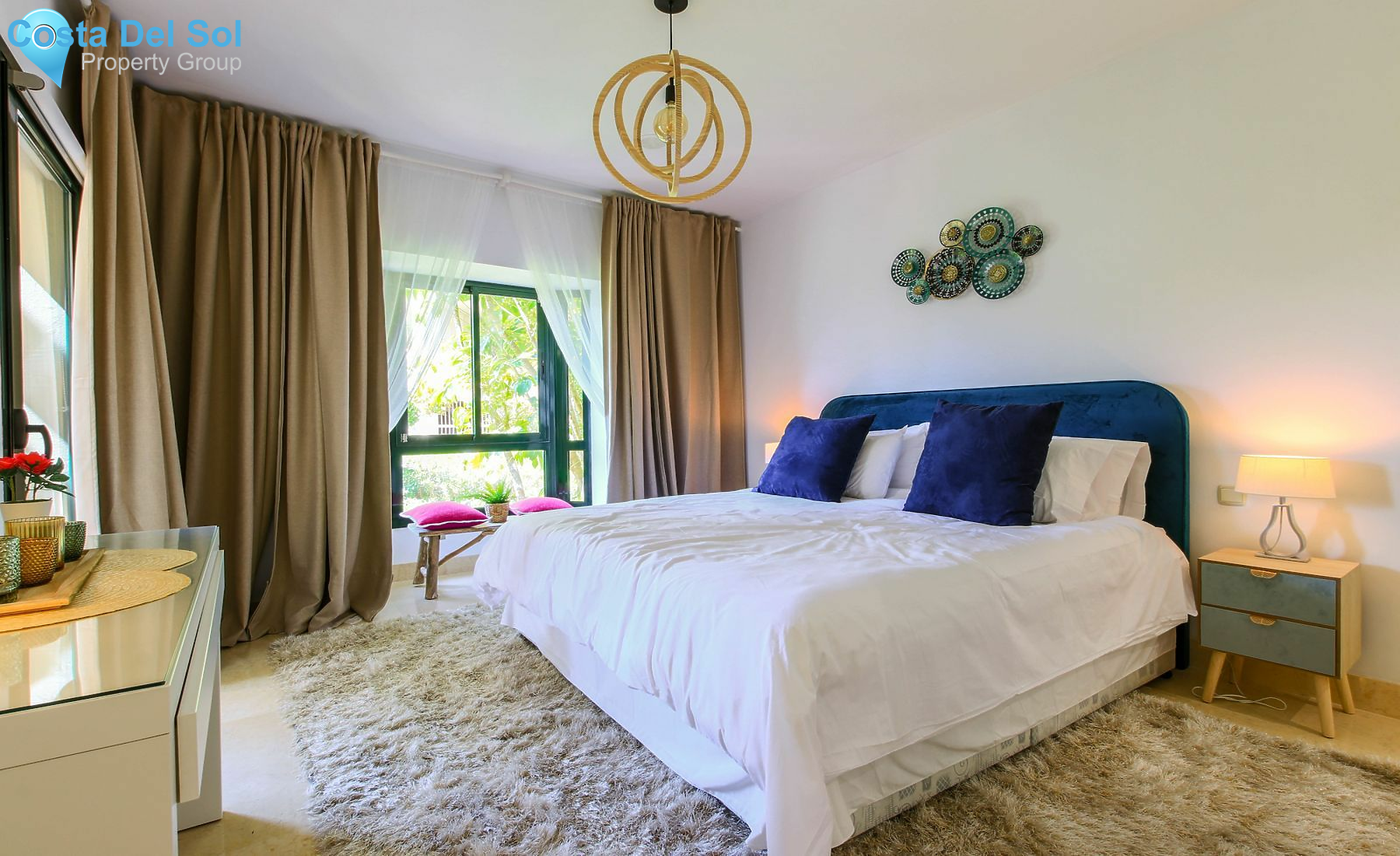 Middle Floor Apartment in Benahavís-1168646