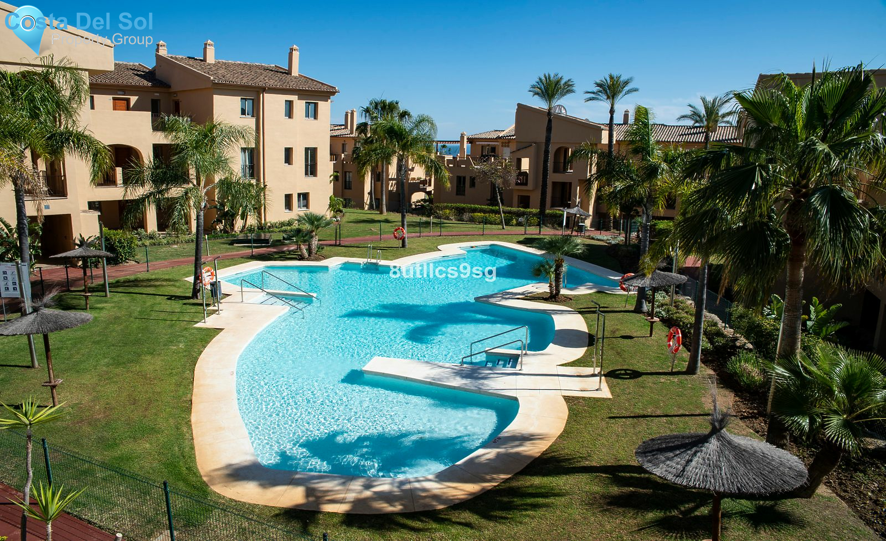 Middle Floor Apartment in Benahavís-1175057