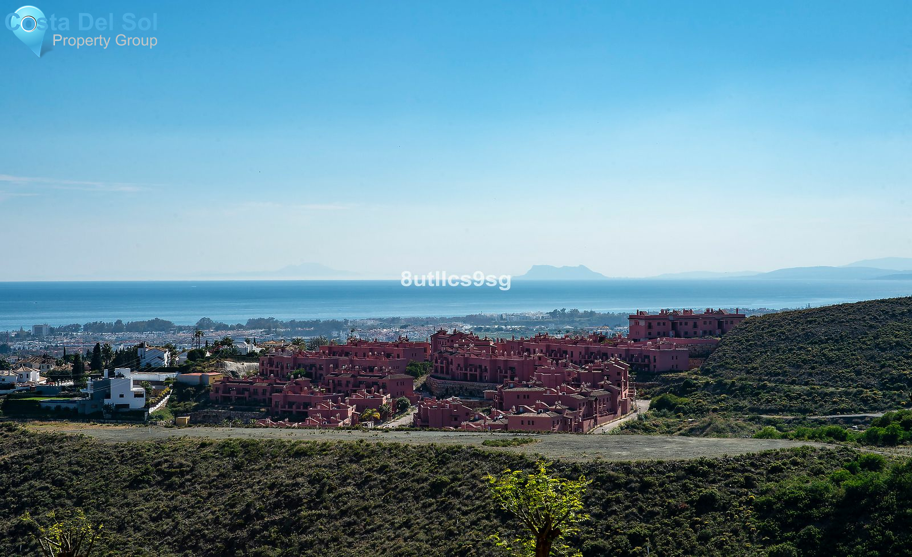 Middle Floor Apartment in Benahavís-1175060