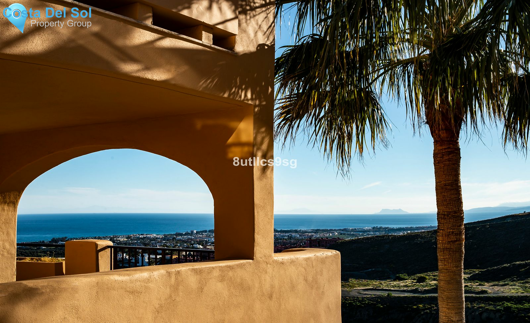 Middle Floor Apartment in Benahavís-1175052
