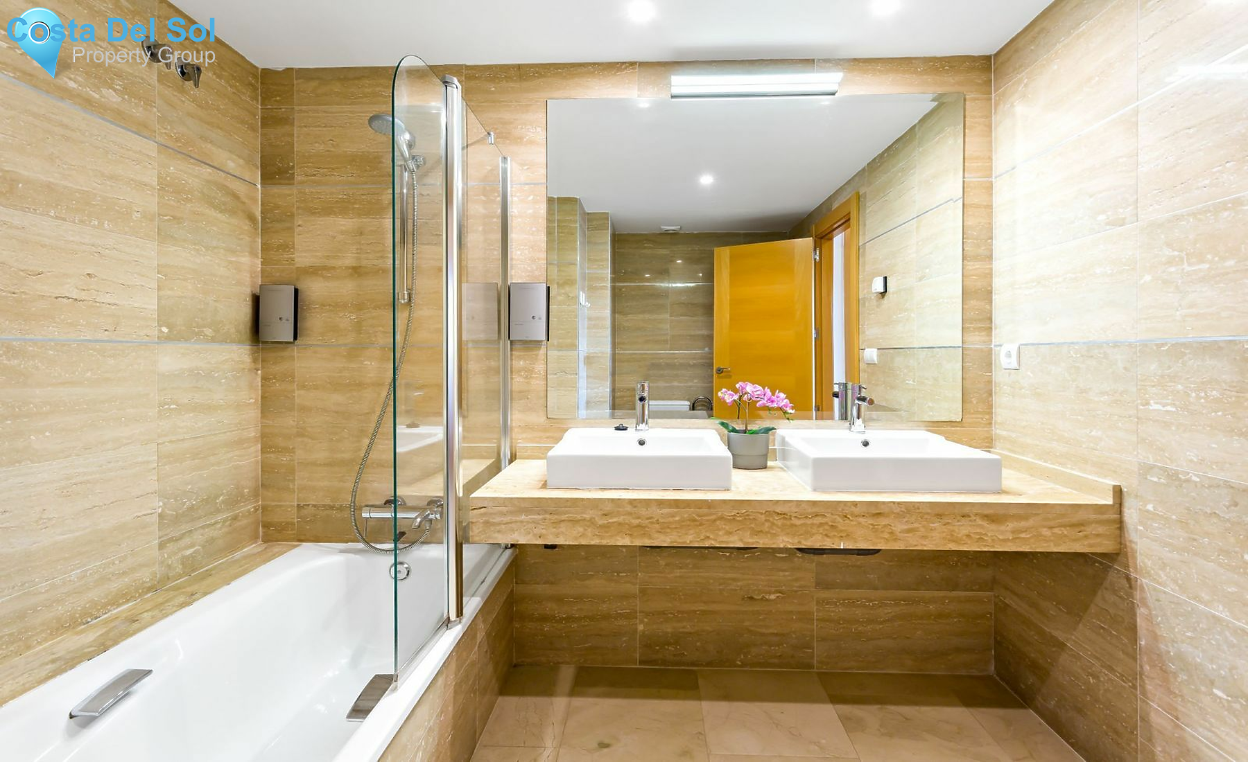 Middle Floor Apartment in Benahavís-1181257