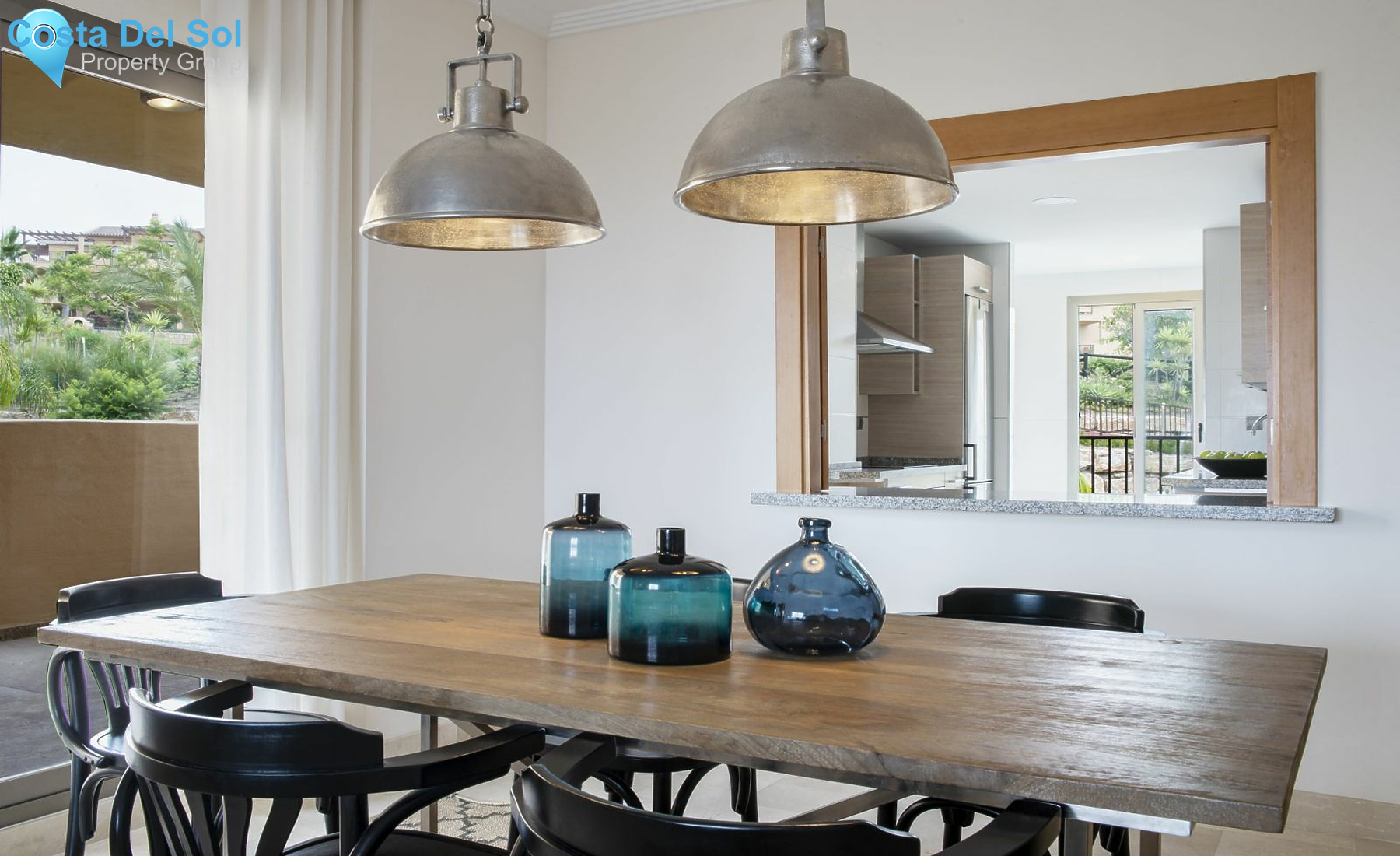Middle Floor Apartment in Benahavís-1181569