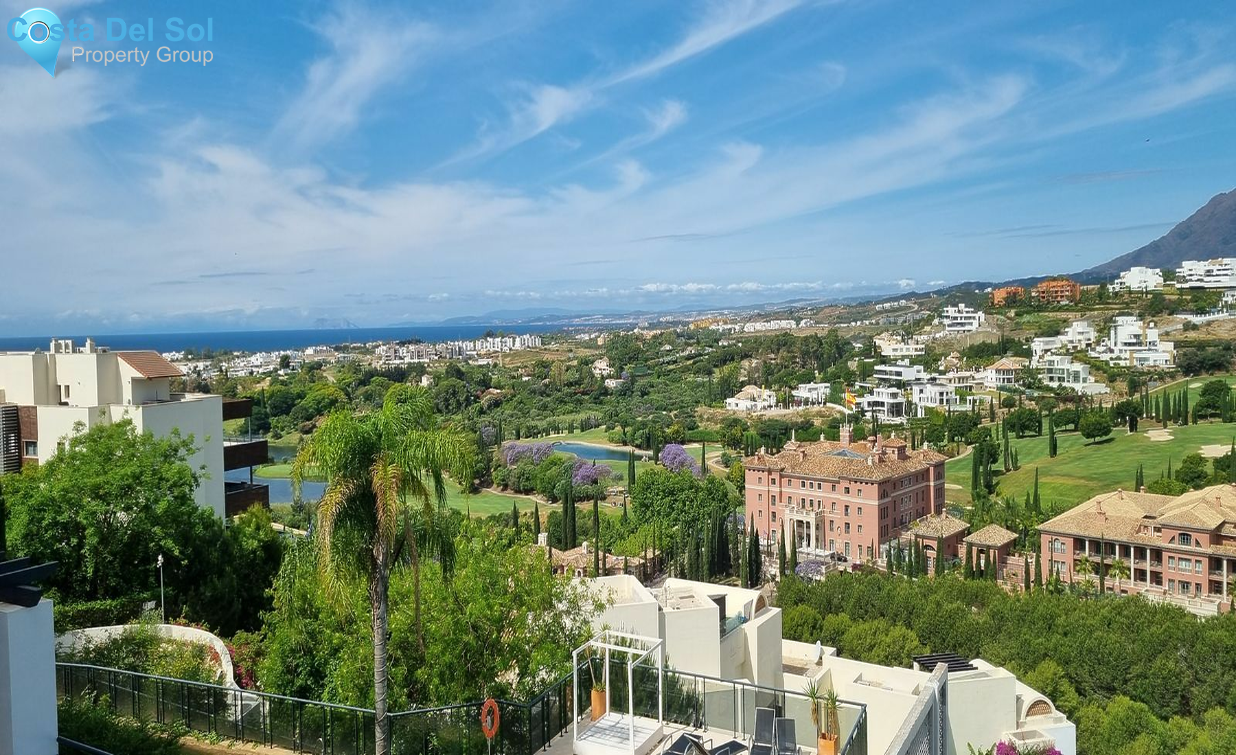 Middle Floor Apartment in Benahavís-1182207