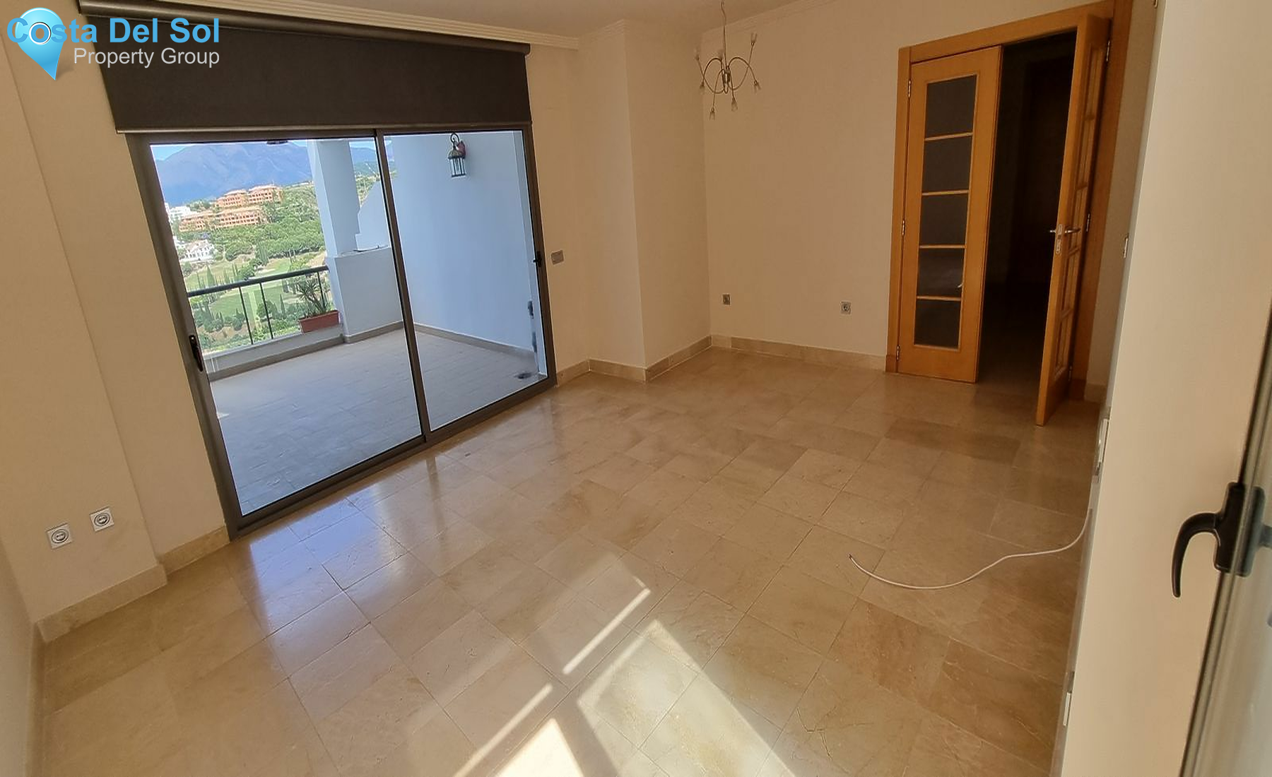 Middle Floor Apartment in Benahavís-1182201