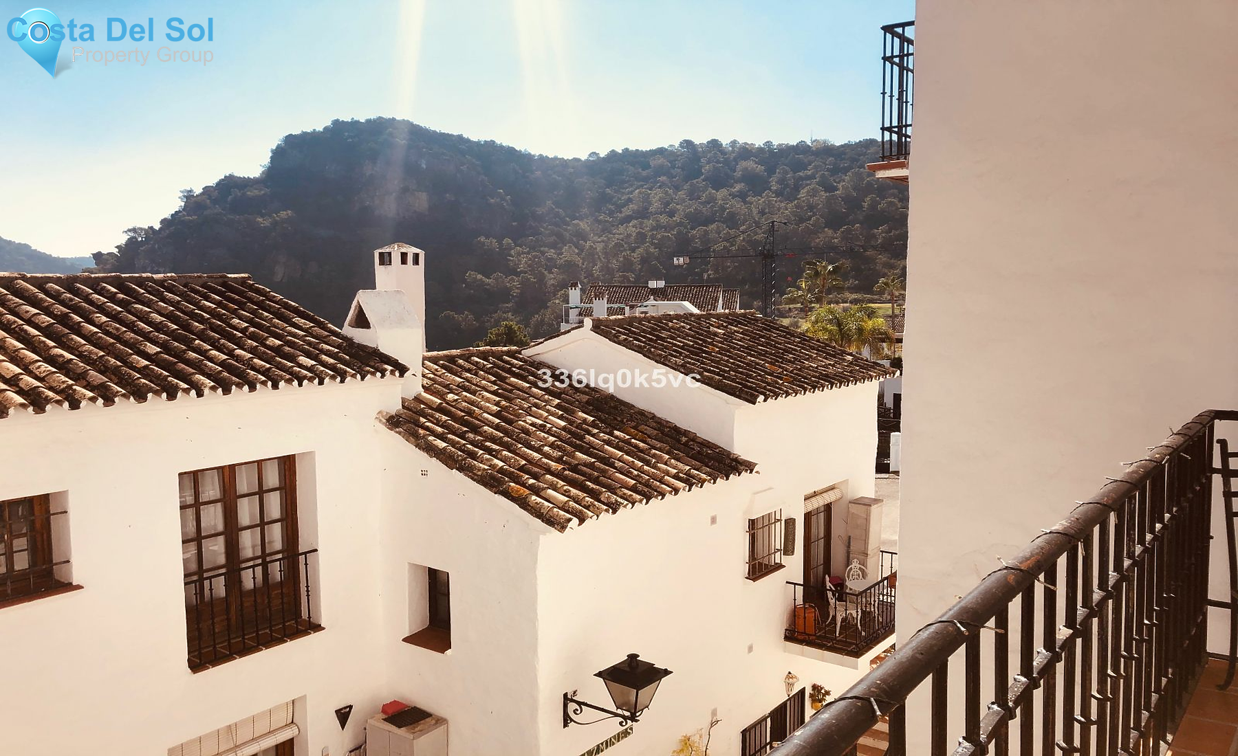 Middle Floor Apartment in Benahavís-1183377