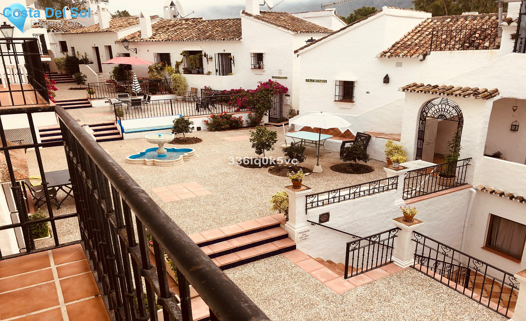 Middle Floor Apartment in Benahavís-1183380
